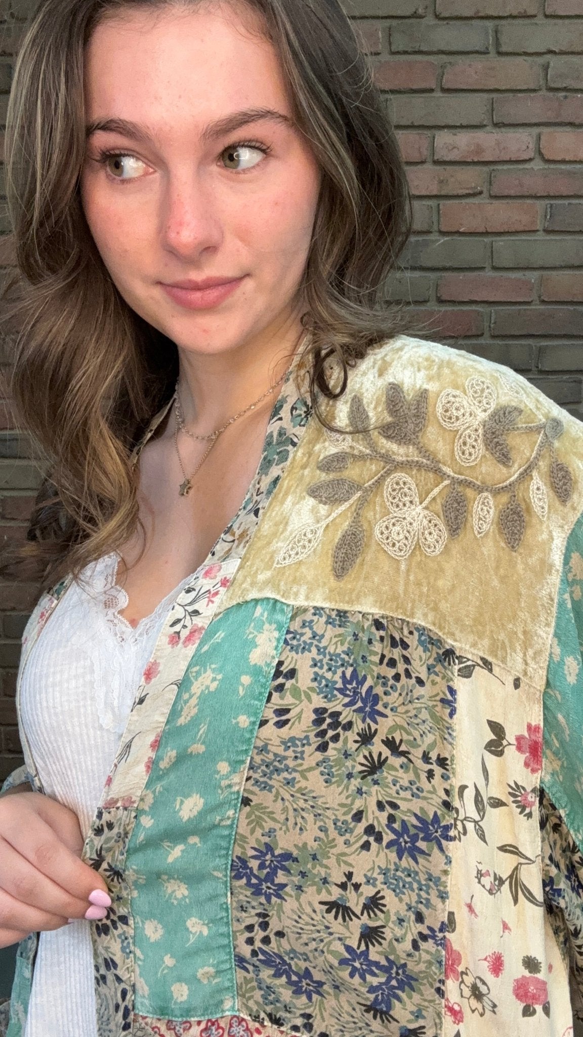 Vintage Kimono Top with Pockets - Vintage Vault Boutique