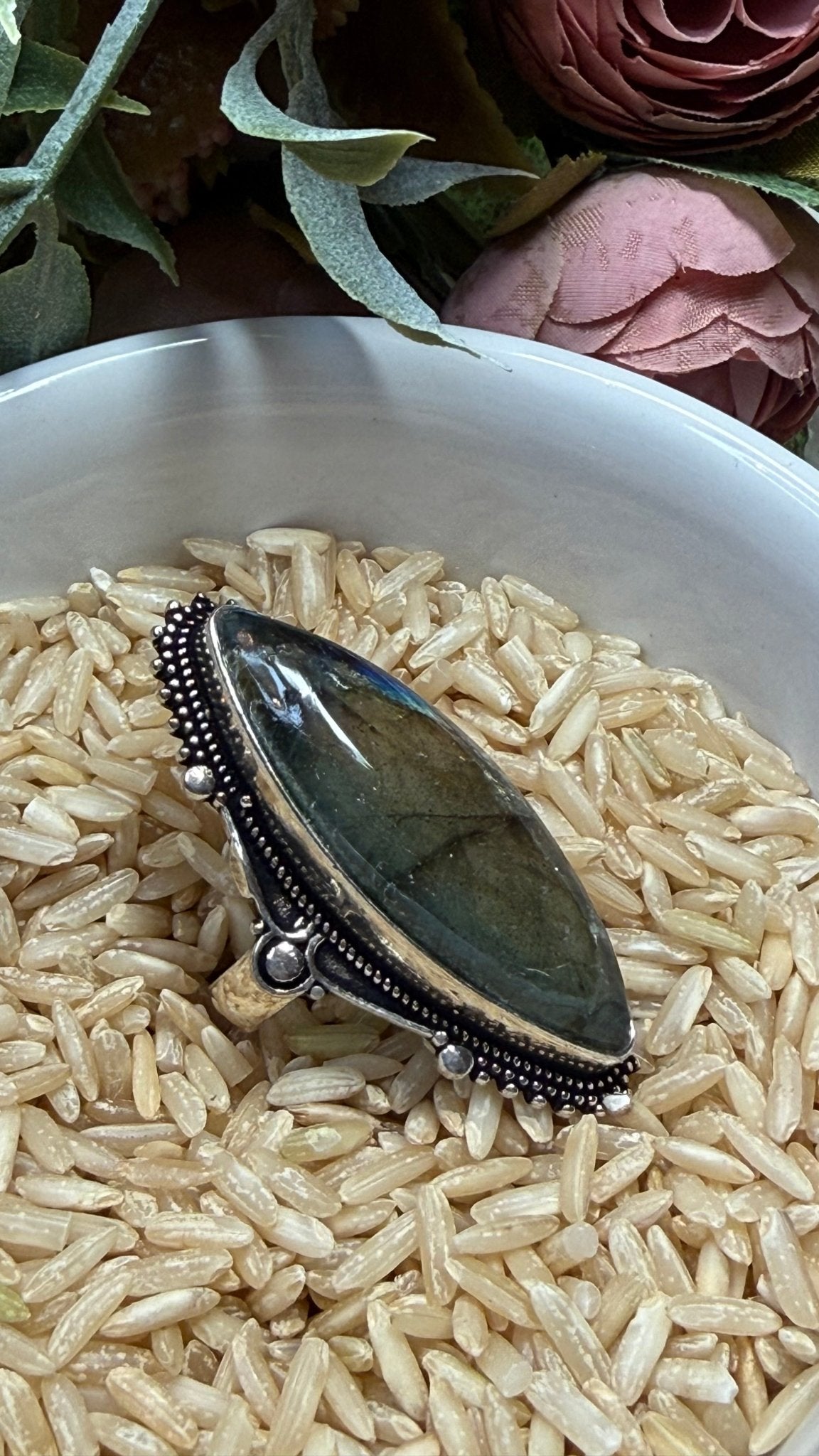 Skinny Marquise Cut Labradorite Ring - Vintage Vault Boutique