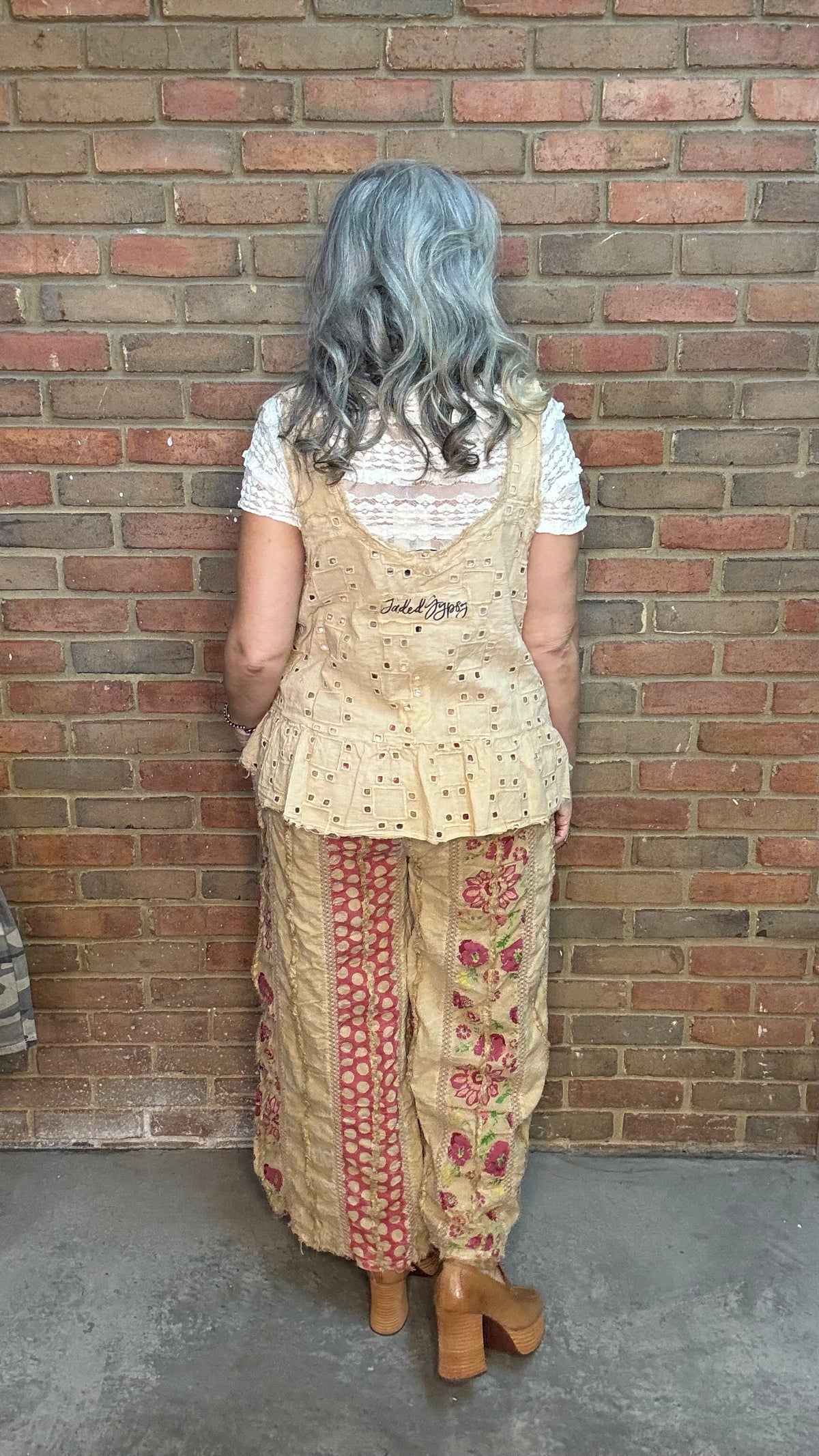 Luminous Tank Tea Stain