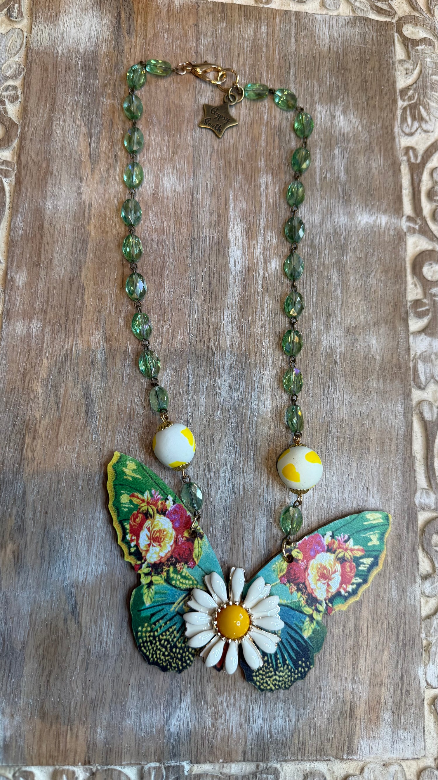 Daisy Butterfly Necklace