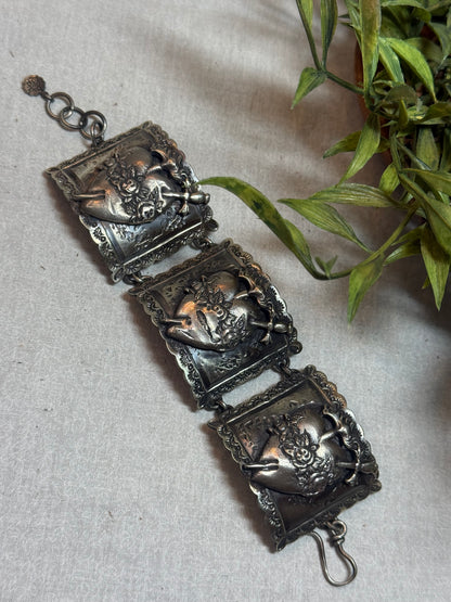 Silver Heart Link Bracelet