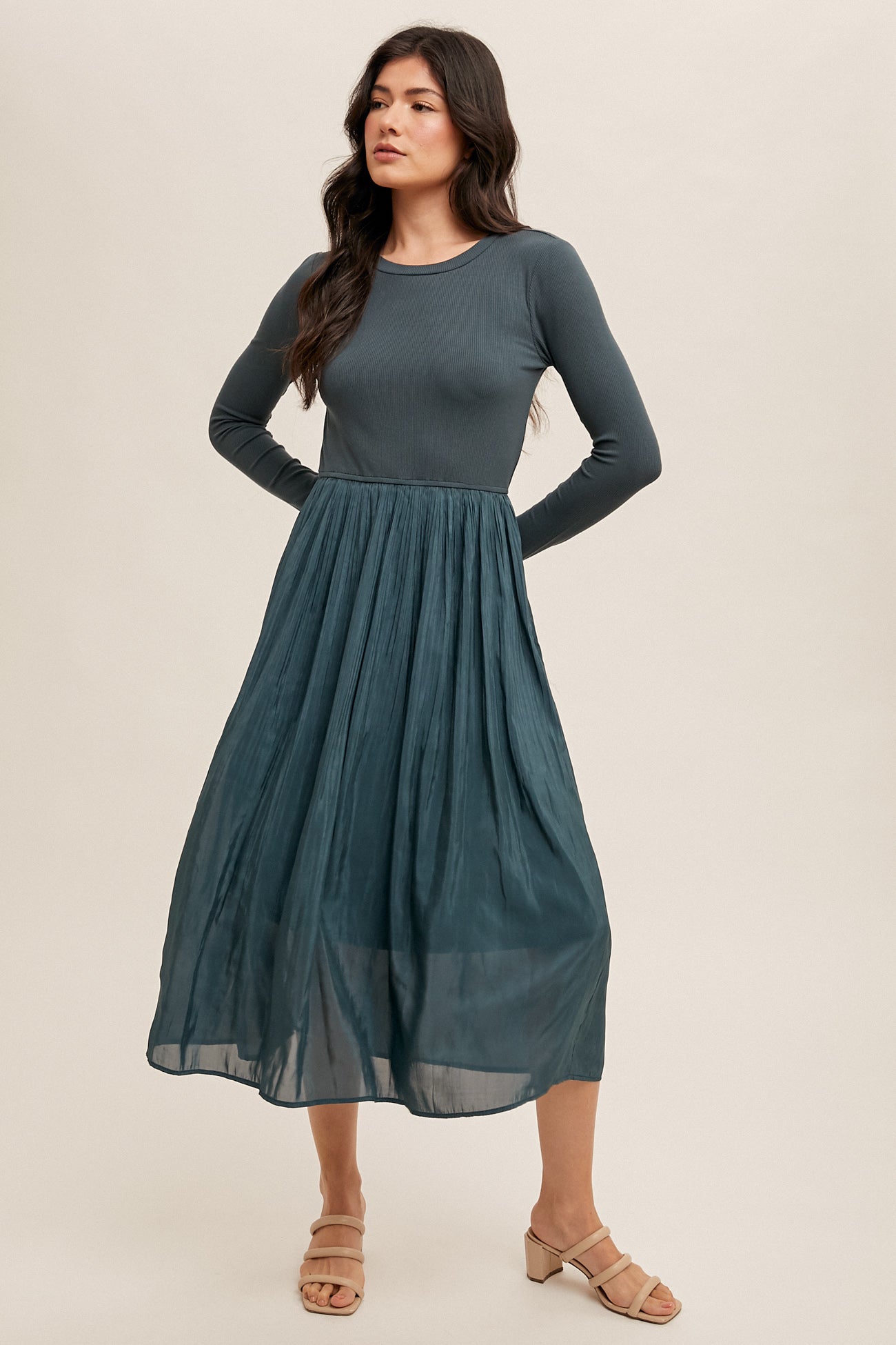 Knit Ribbed Pleated Dress 