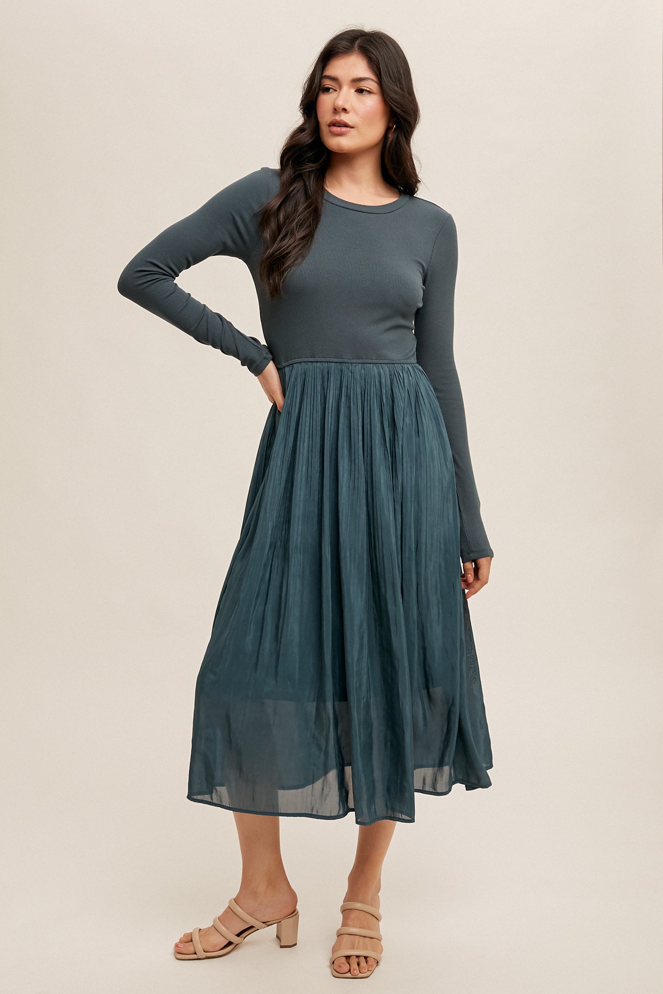 Knit Ribbed Pleated Dress 