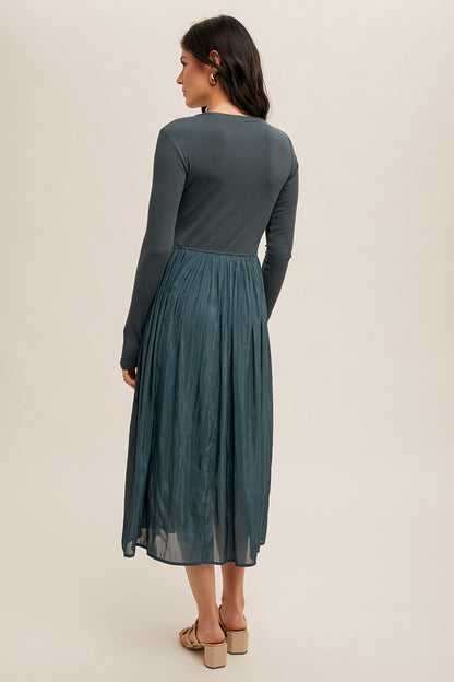 Knit Ribbed Pleated Dress 