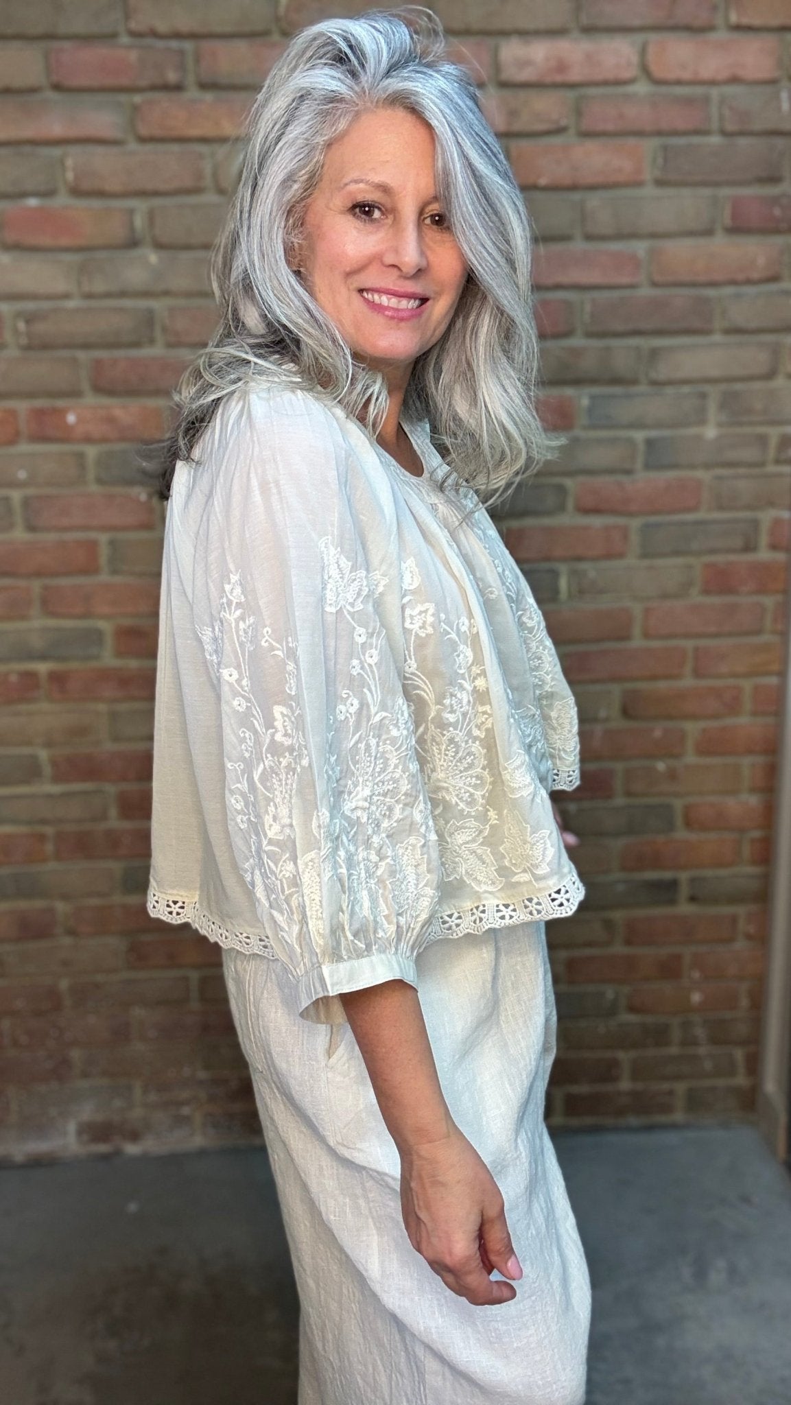 Natural Embroidery Top - Vintage Vault Boutique