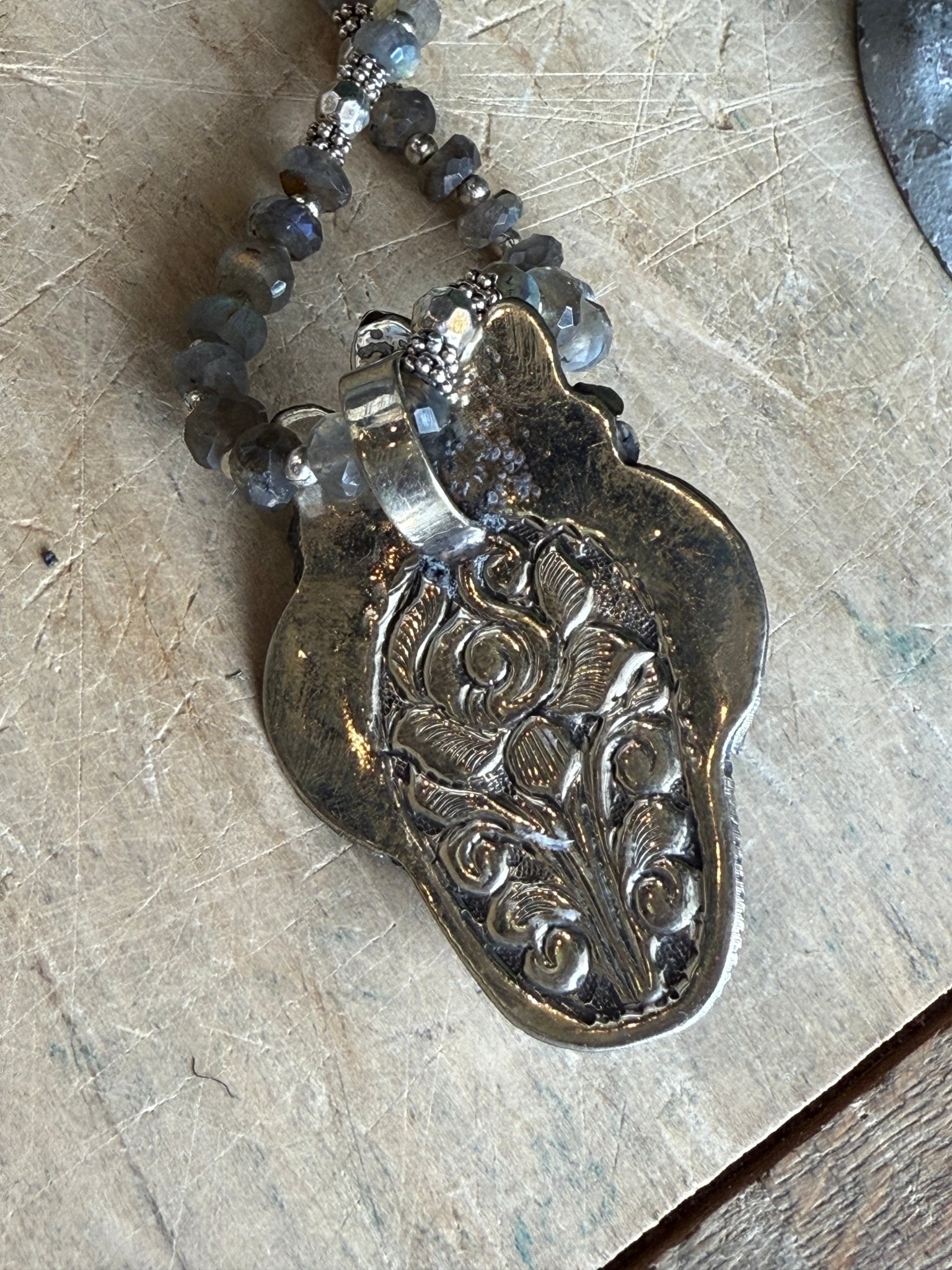 Labradorite Skull Necklace - Vintage Vault Boutique