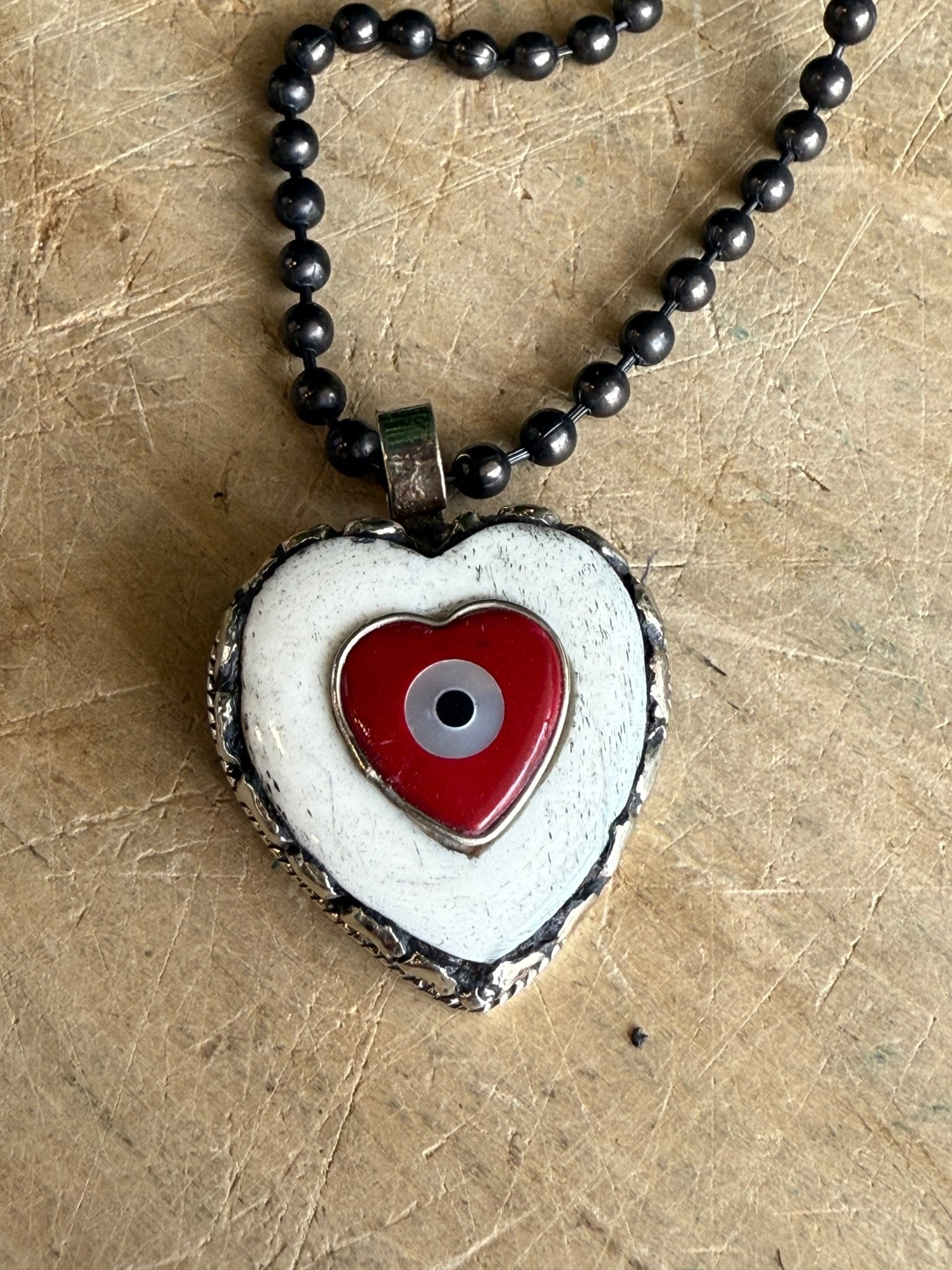 Bullseye Heart Necklace - Vintage Vault Boutique
