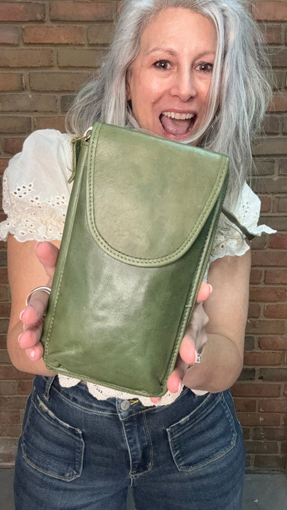 Wallet and Phone Crossbody Bag - Vintage Vault Boutique