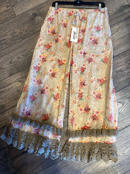 Dusty Pink Floral Bloomers - Vintage Vault Boutique