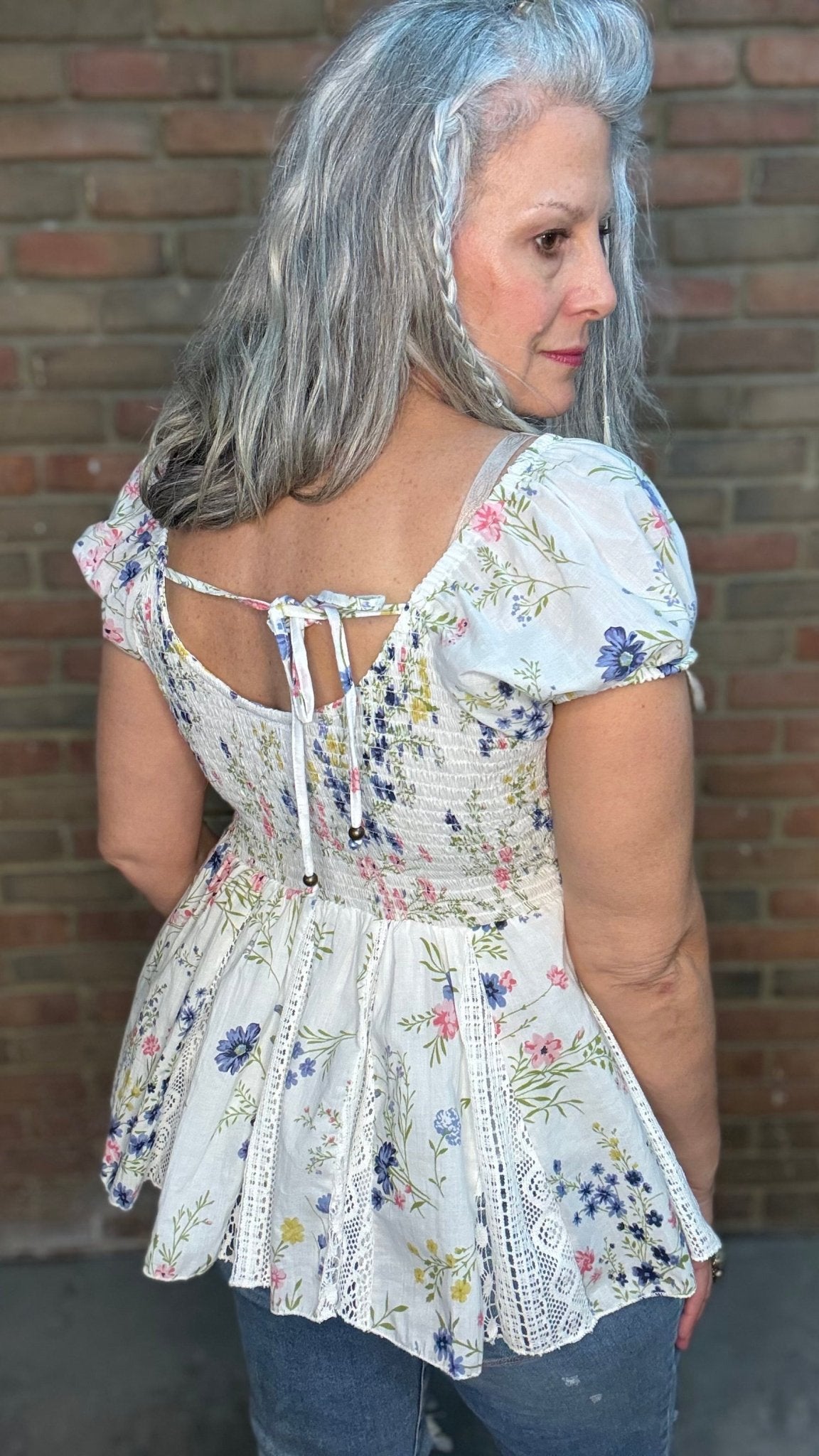 Pin Tuck Pleat Floral Top - Vintage Vault Boutique