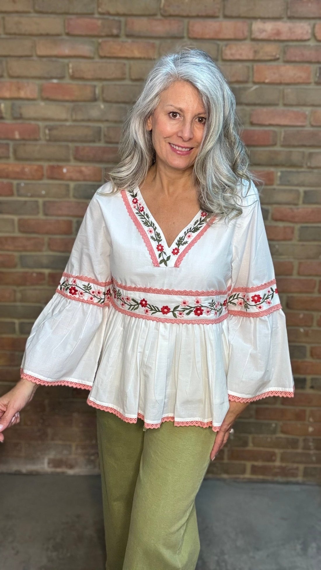 Floral Embroidery Top - Vintage Vault Boutique