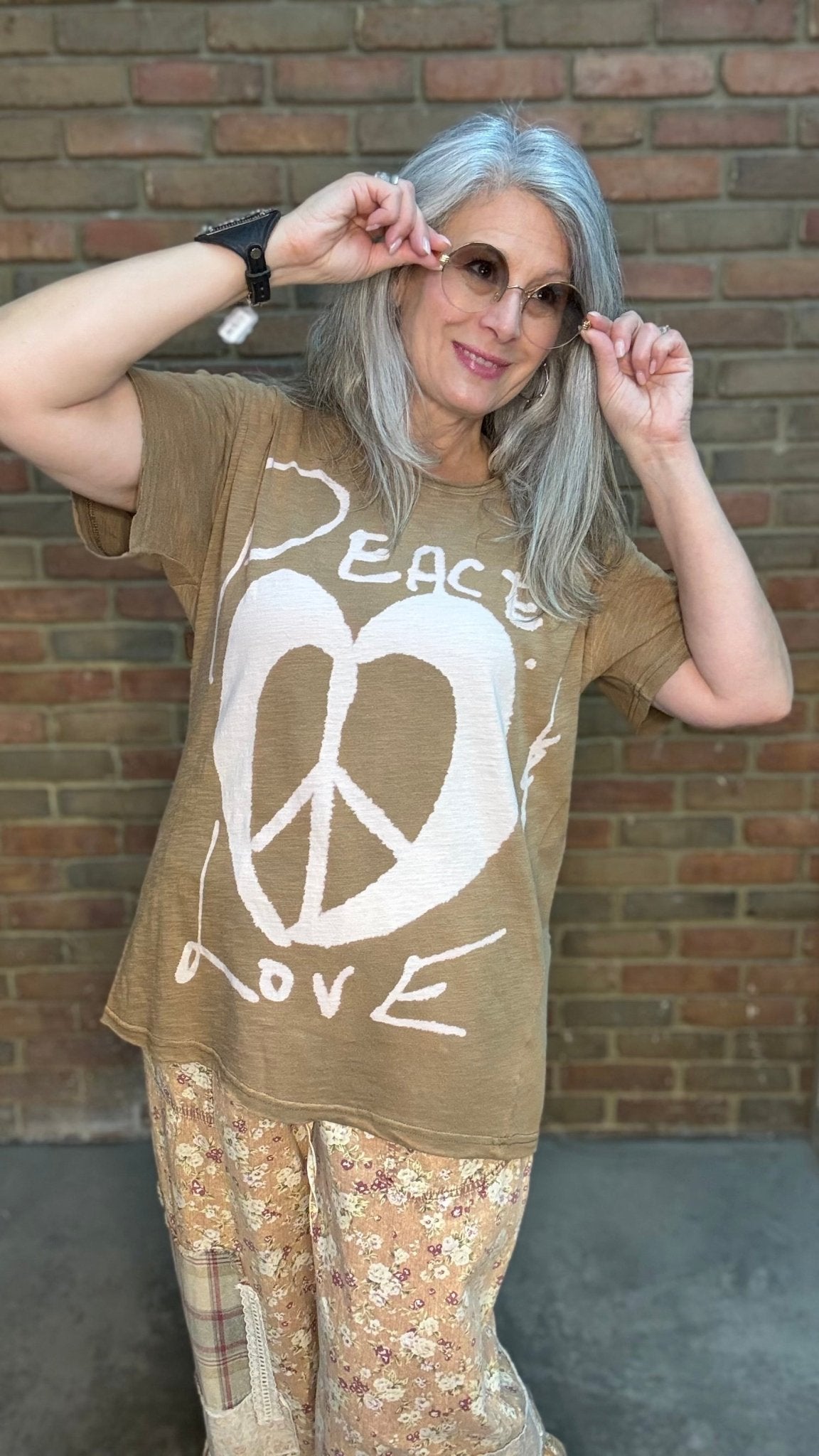 Moon Dance Tee - Peace &amp; Love - Vintage Vault Boutique