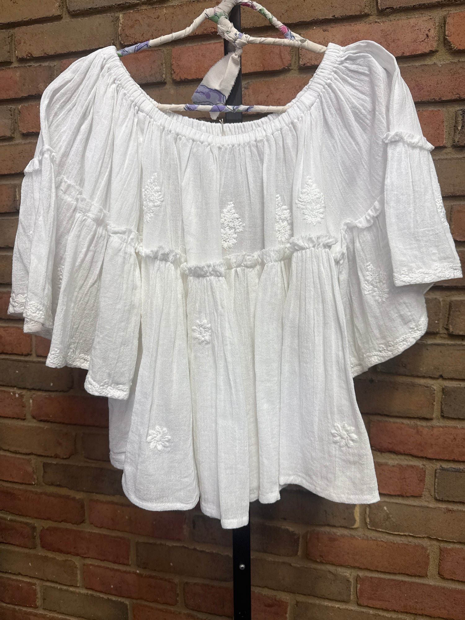 Off-White Embroidery Top