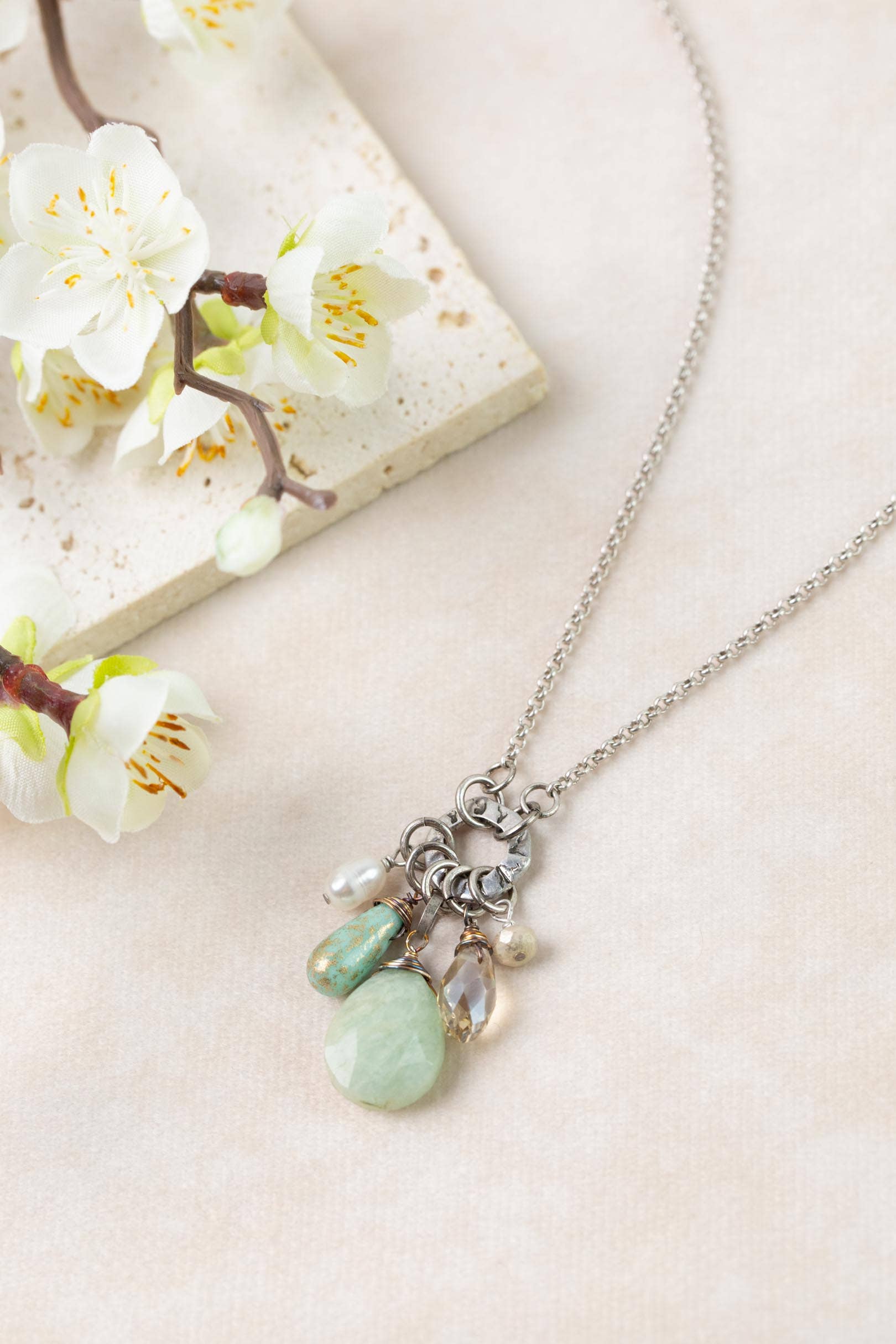 Mint Julep Crystal Cluster Necklace N048 - Vintage Vault Boutique