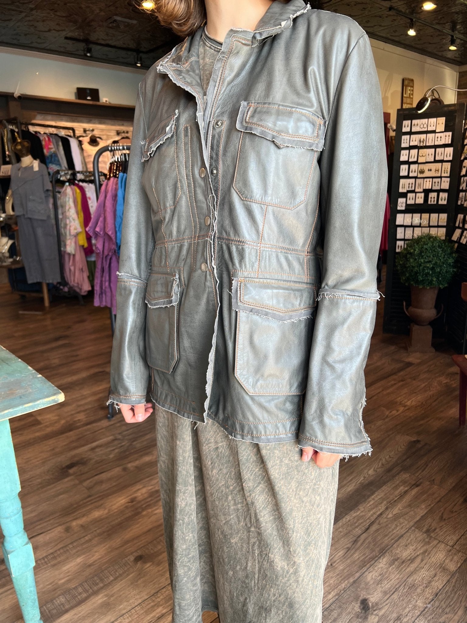MERYL- DYE LEATHER - Vintage Vault Boutique