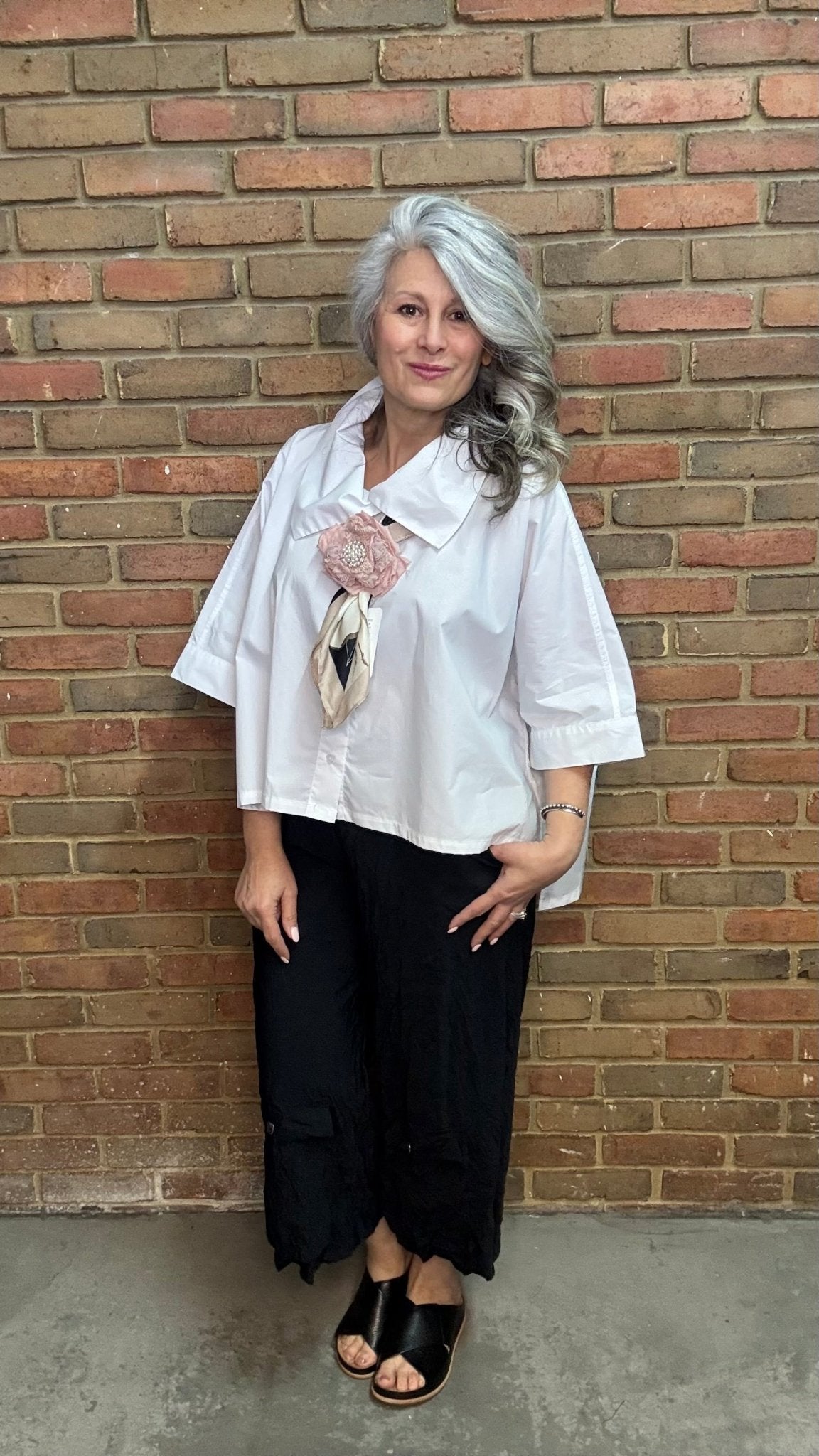 White Boxy Hi - Lo Button Up Shirt - Vintage Vault Boutique