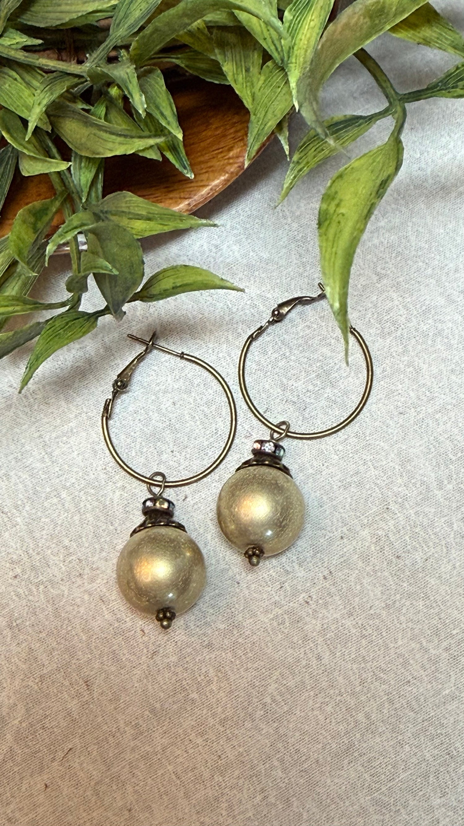 Champagne Hoop with Pearl Earrings