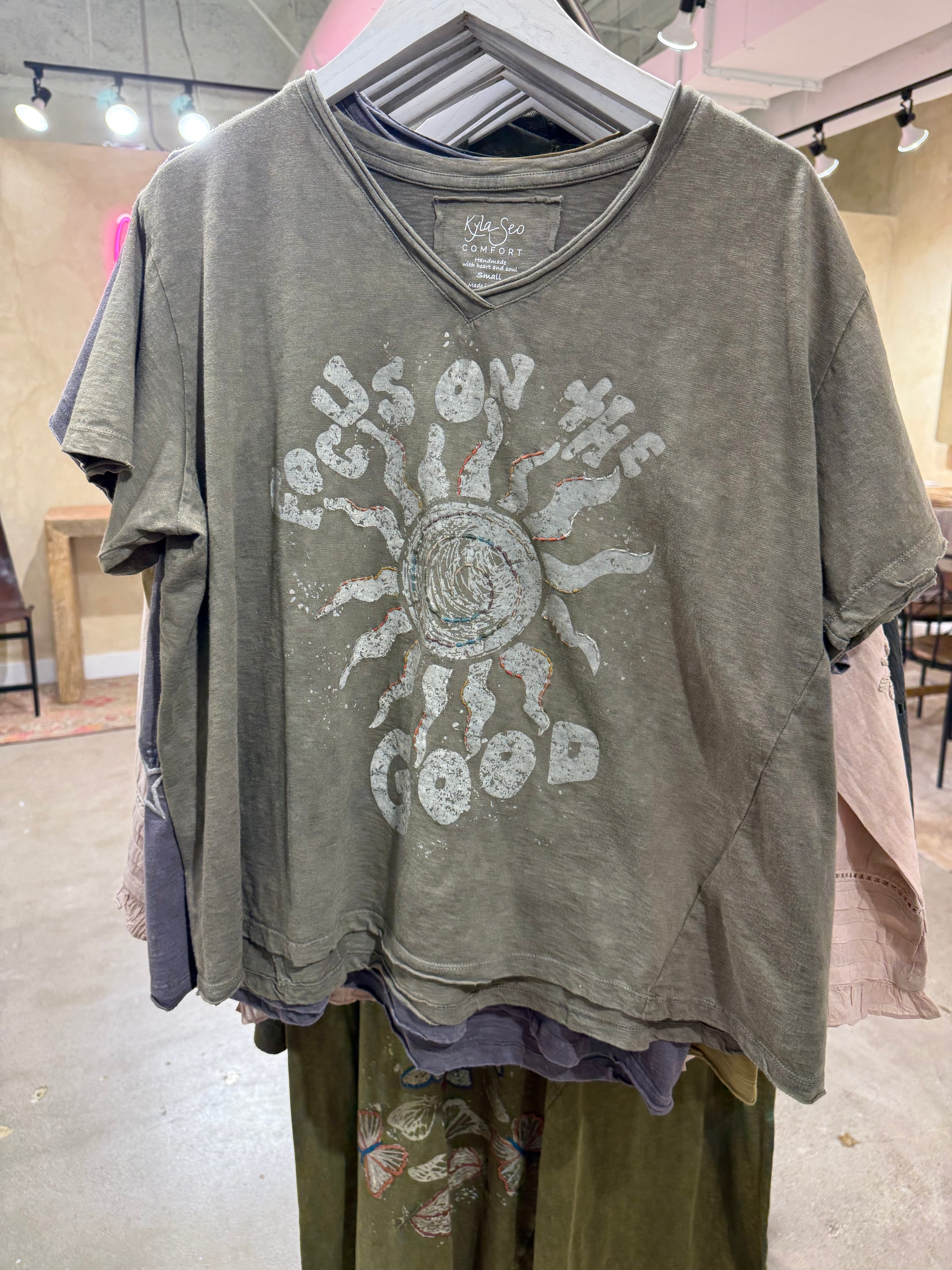 Bahari - Focus on Good T-Shirt