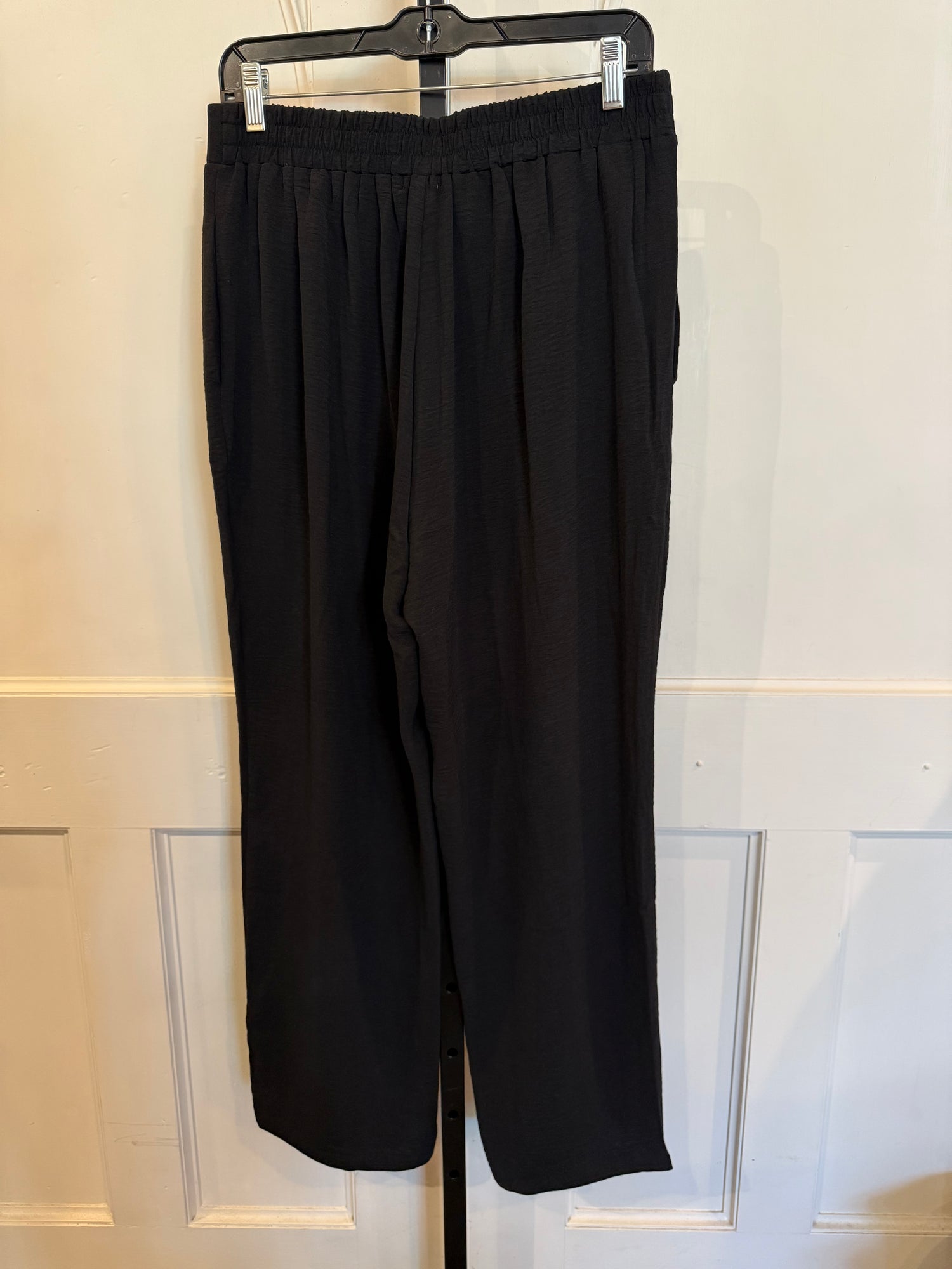 Black Airflow Pants 
