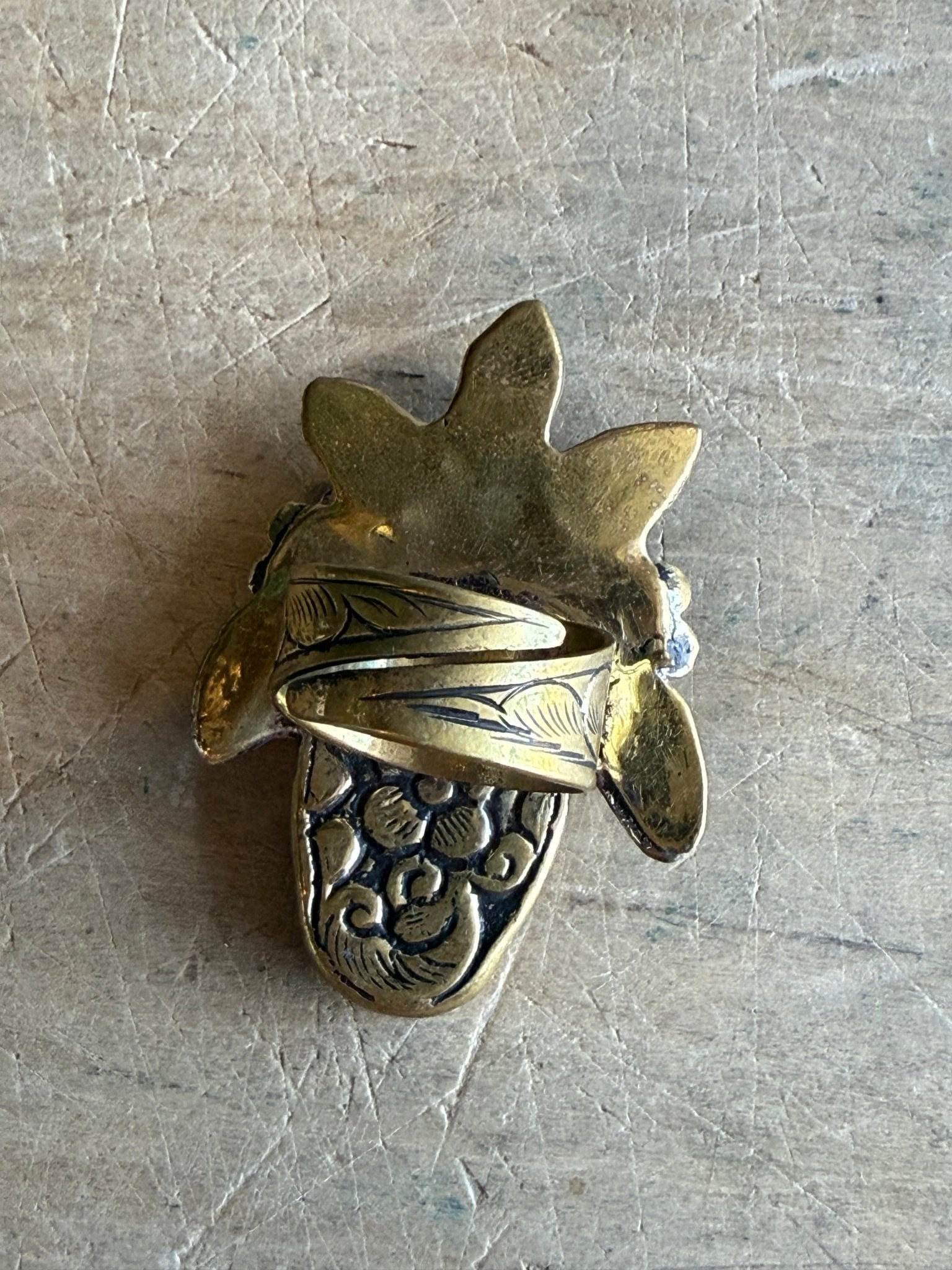 Gold Skull with Turquoise and Coral Stone Ring - Vintage Vault Boutique