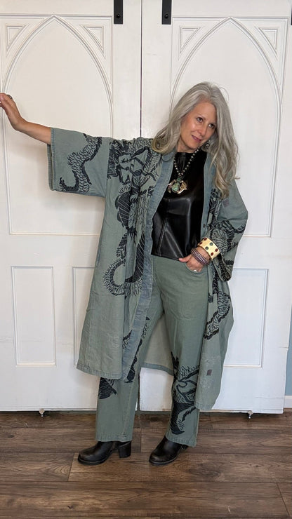 Dragon Spirit Kimono - Vintage Vault Boutique