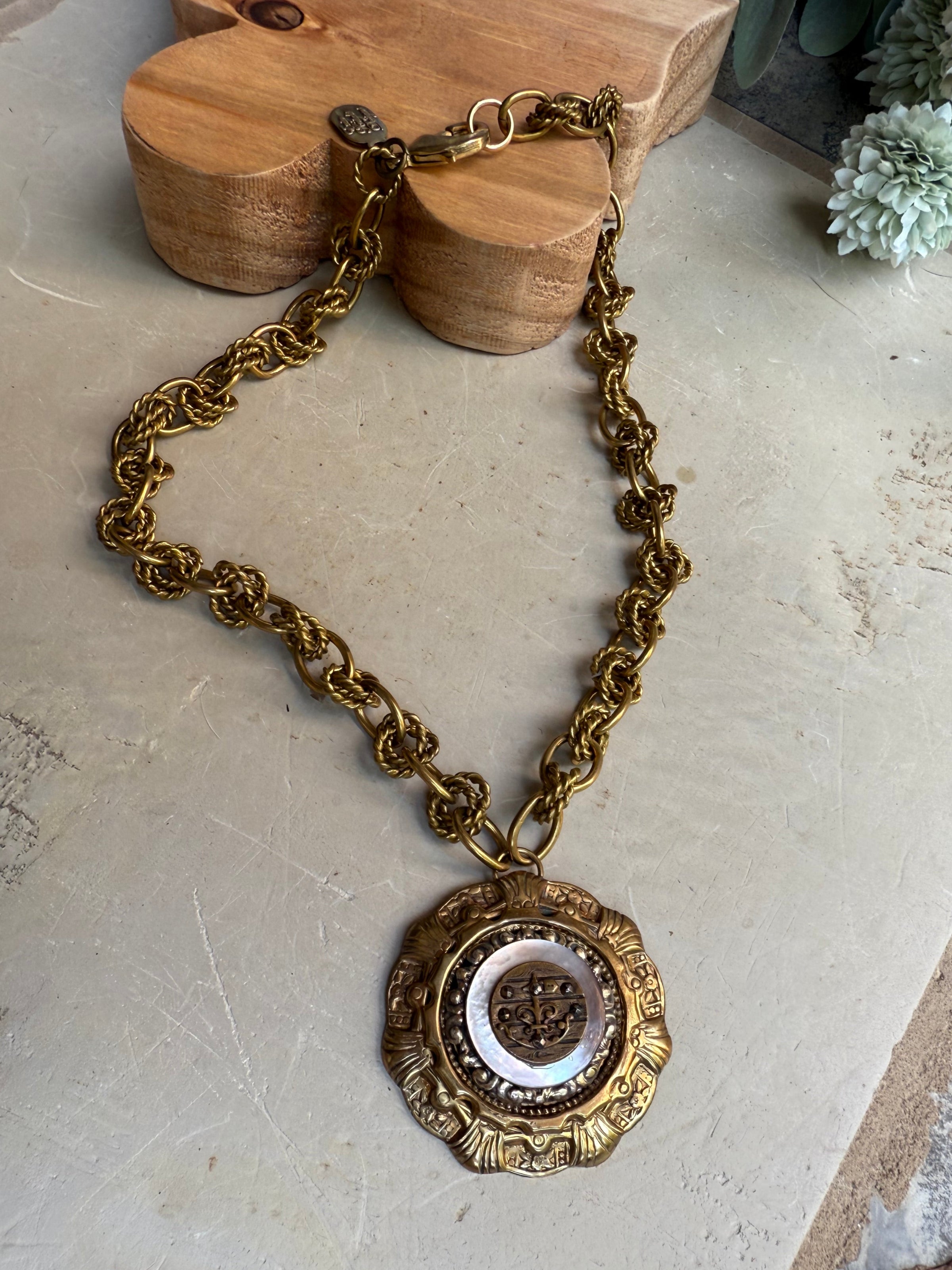 EKD Vintage Victorian Button Necklace