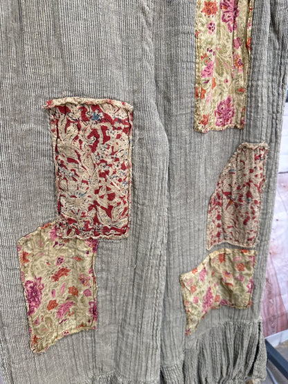 Soft Ruffle Pant
