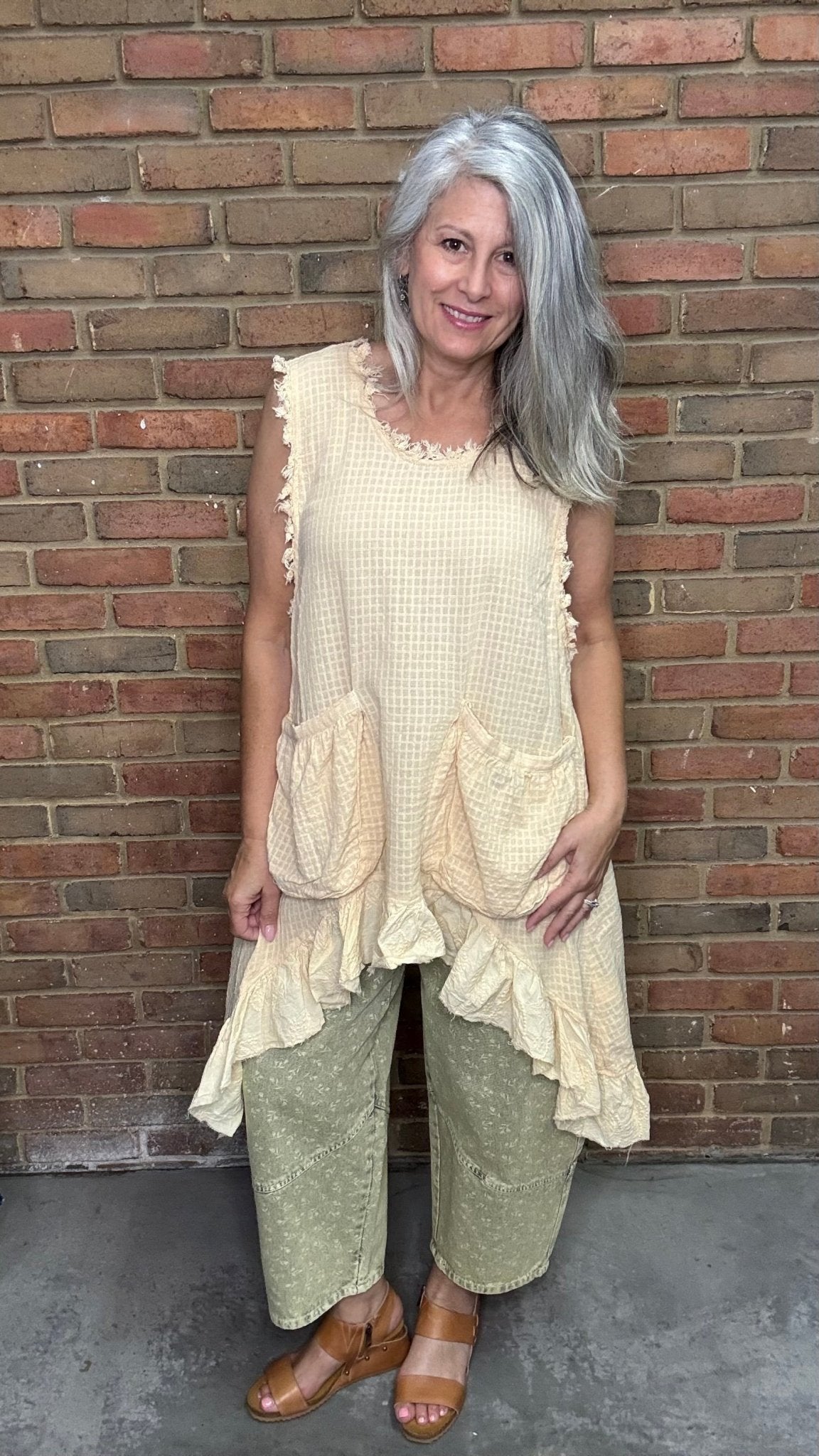 Swooping In Tank - Vintage Vault Boutique