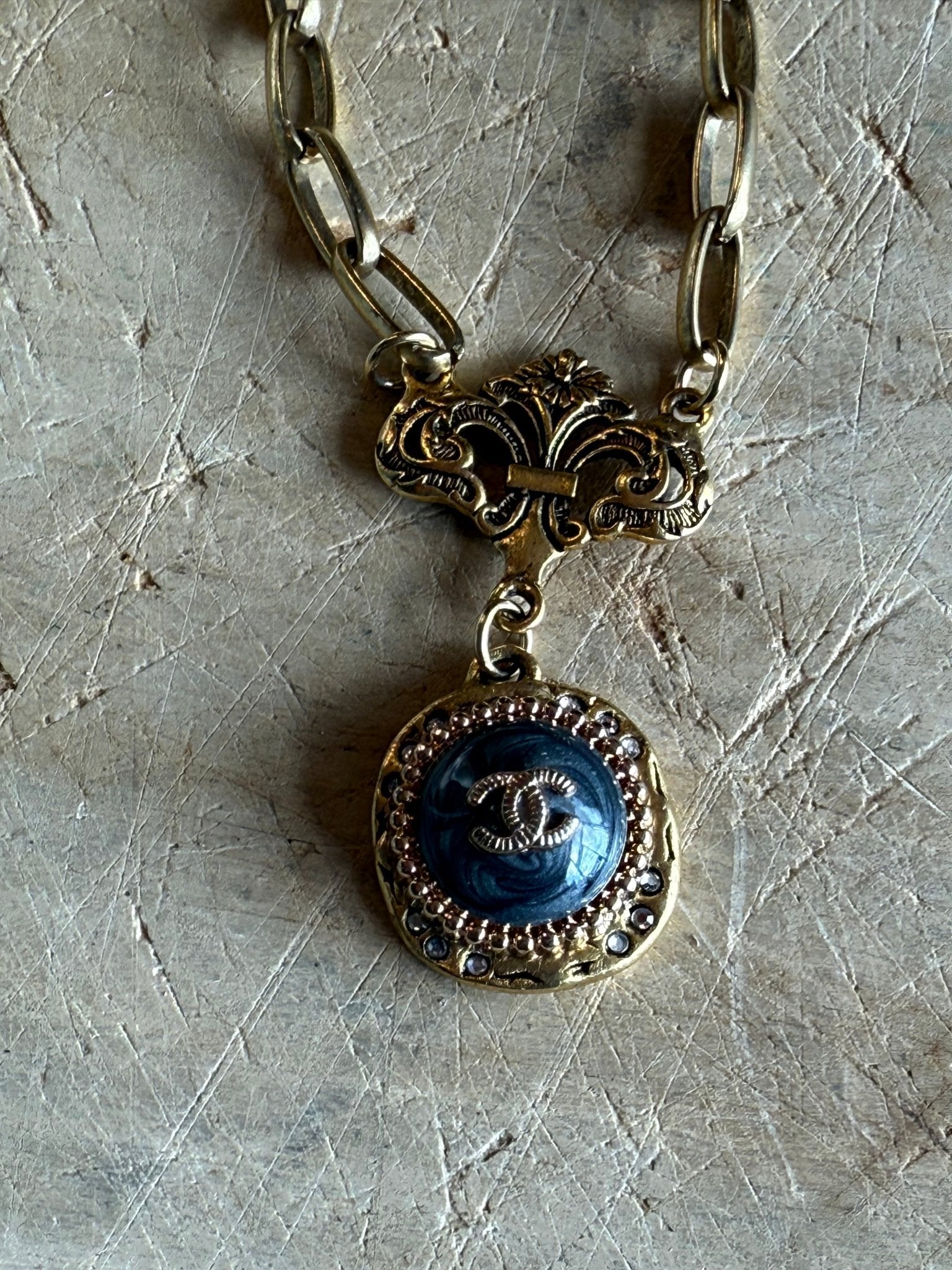 EK Designer Necklace - Vintage Vault Boutique