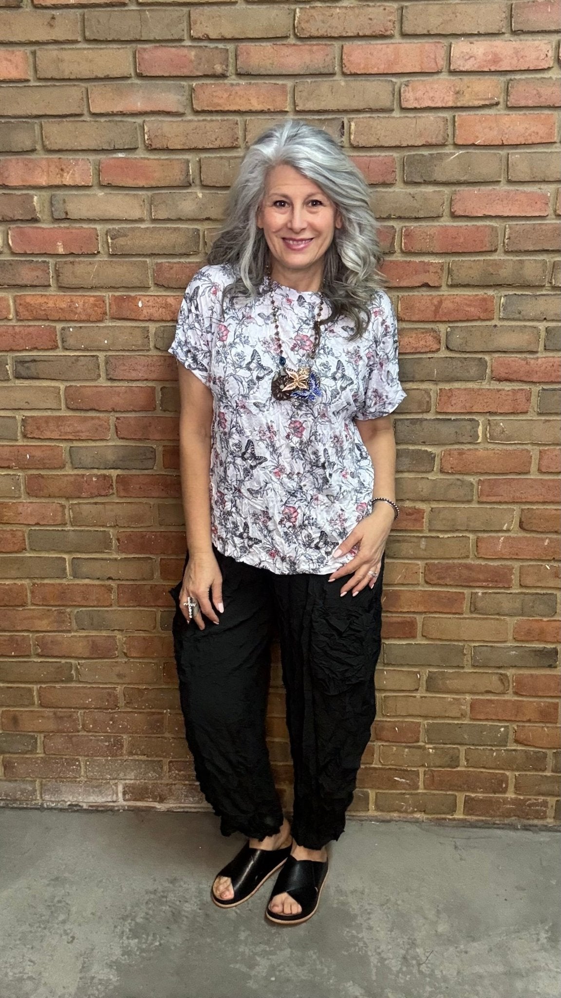 Black Crinkle Side Pocket Pant - Vintage Vault Boutique