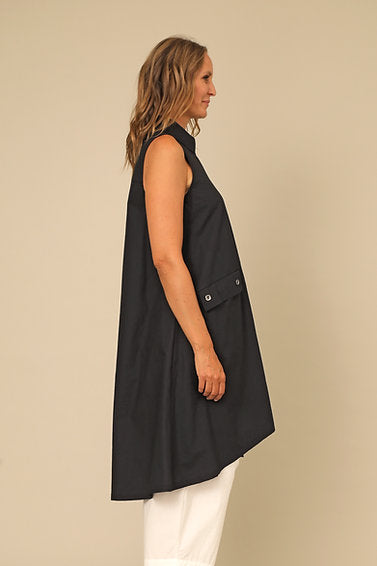 Lark Vest Black