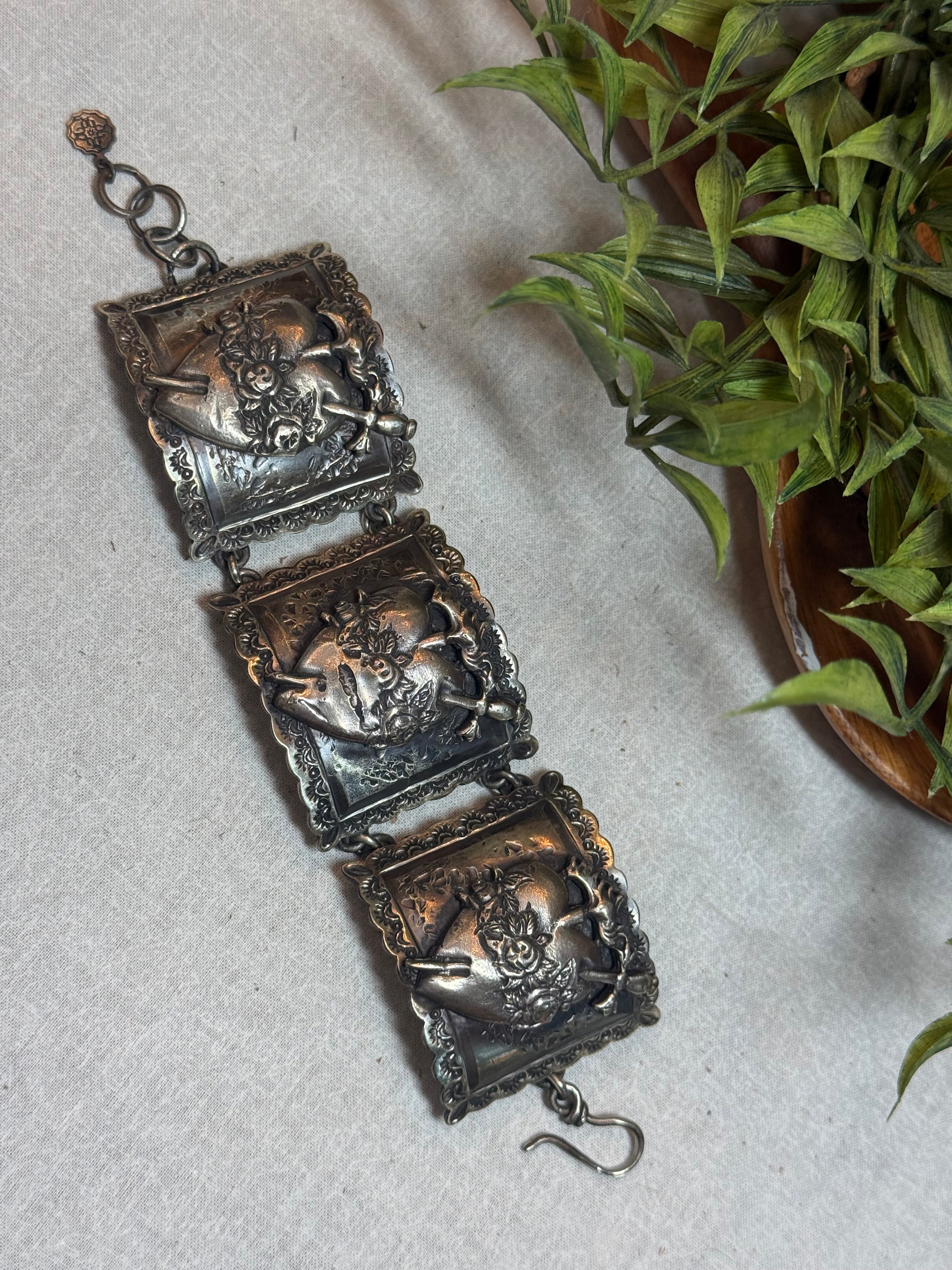 Silver Heart Link Bracelet