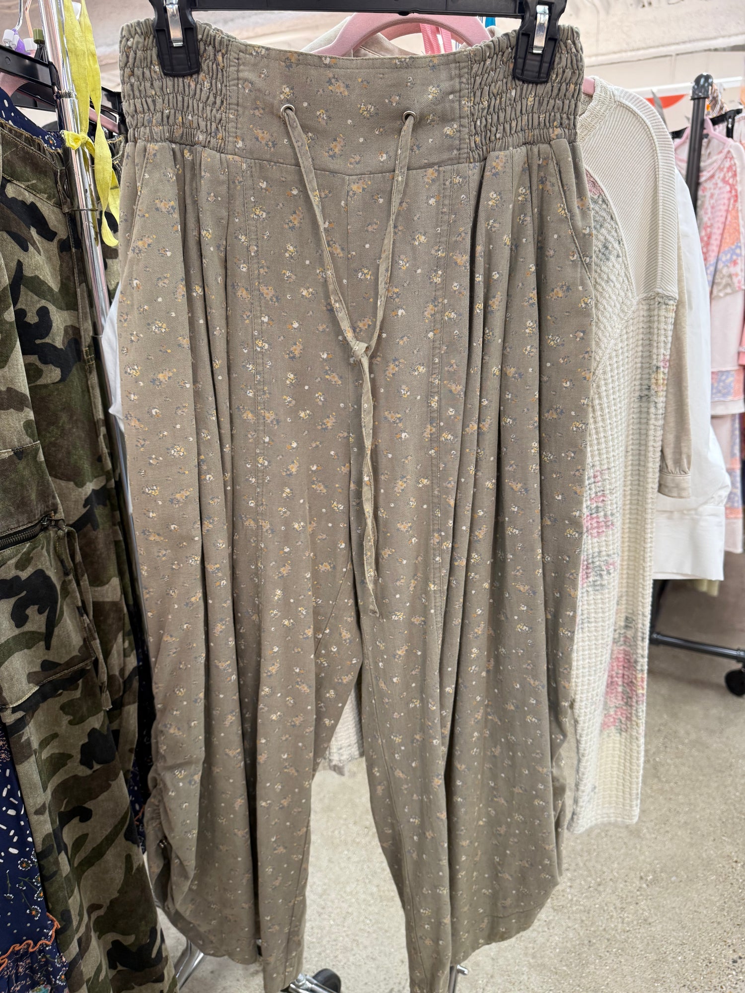 Faded Olive Print Pant