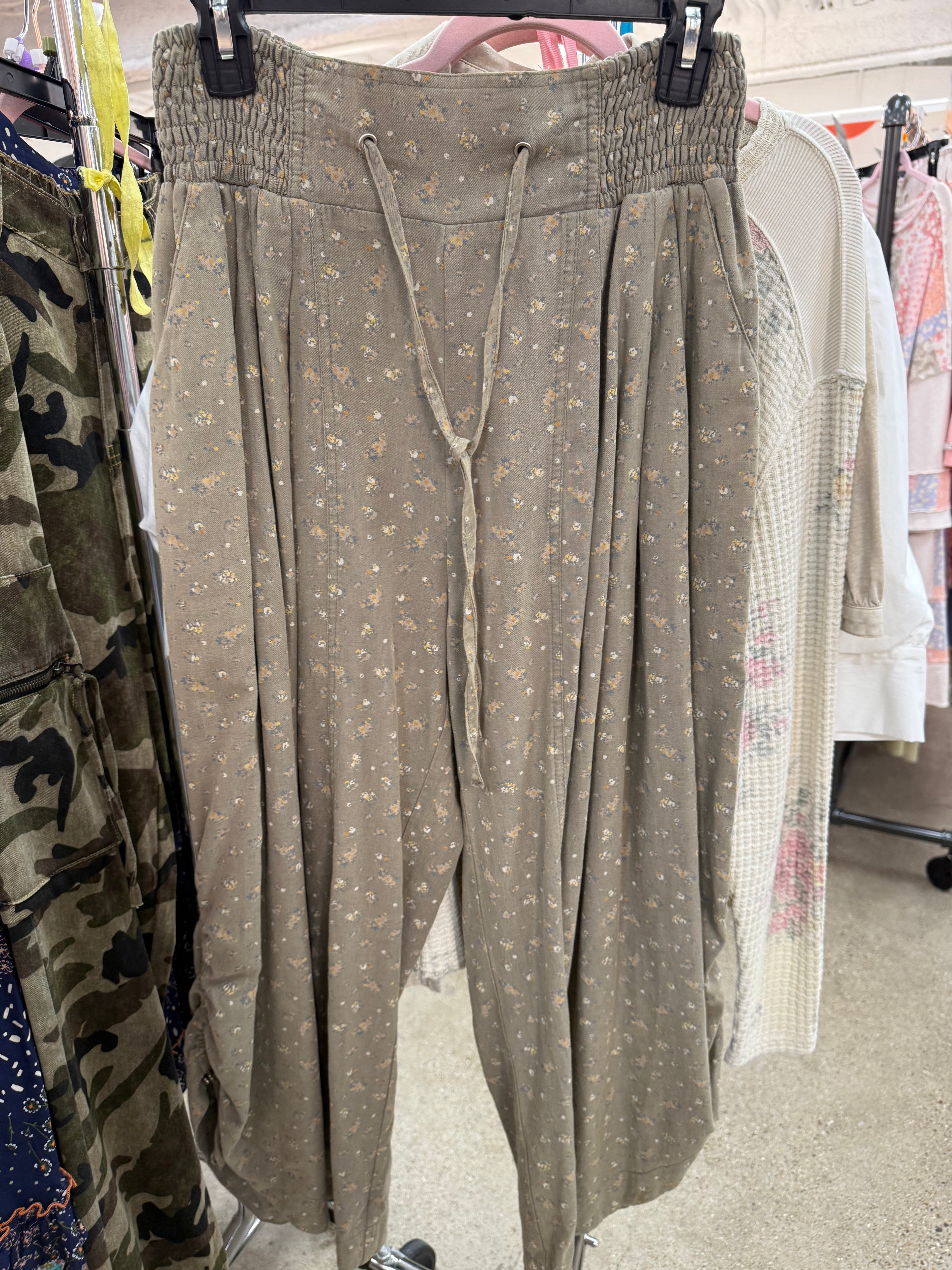 Faded Olive Print Pant