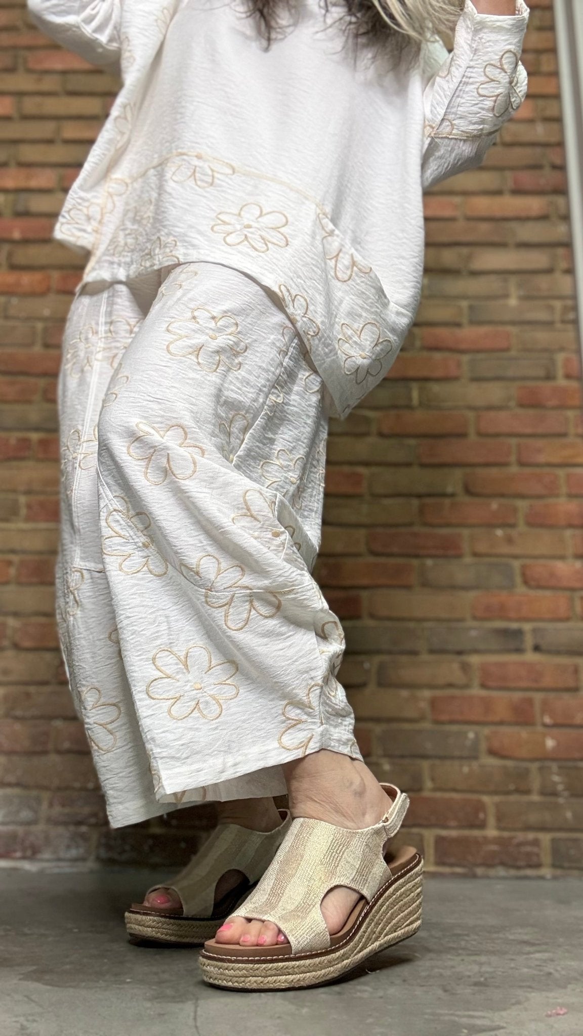 Daisy Pant and Top Set - Vintage Vault Boutique
