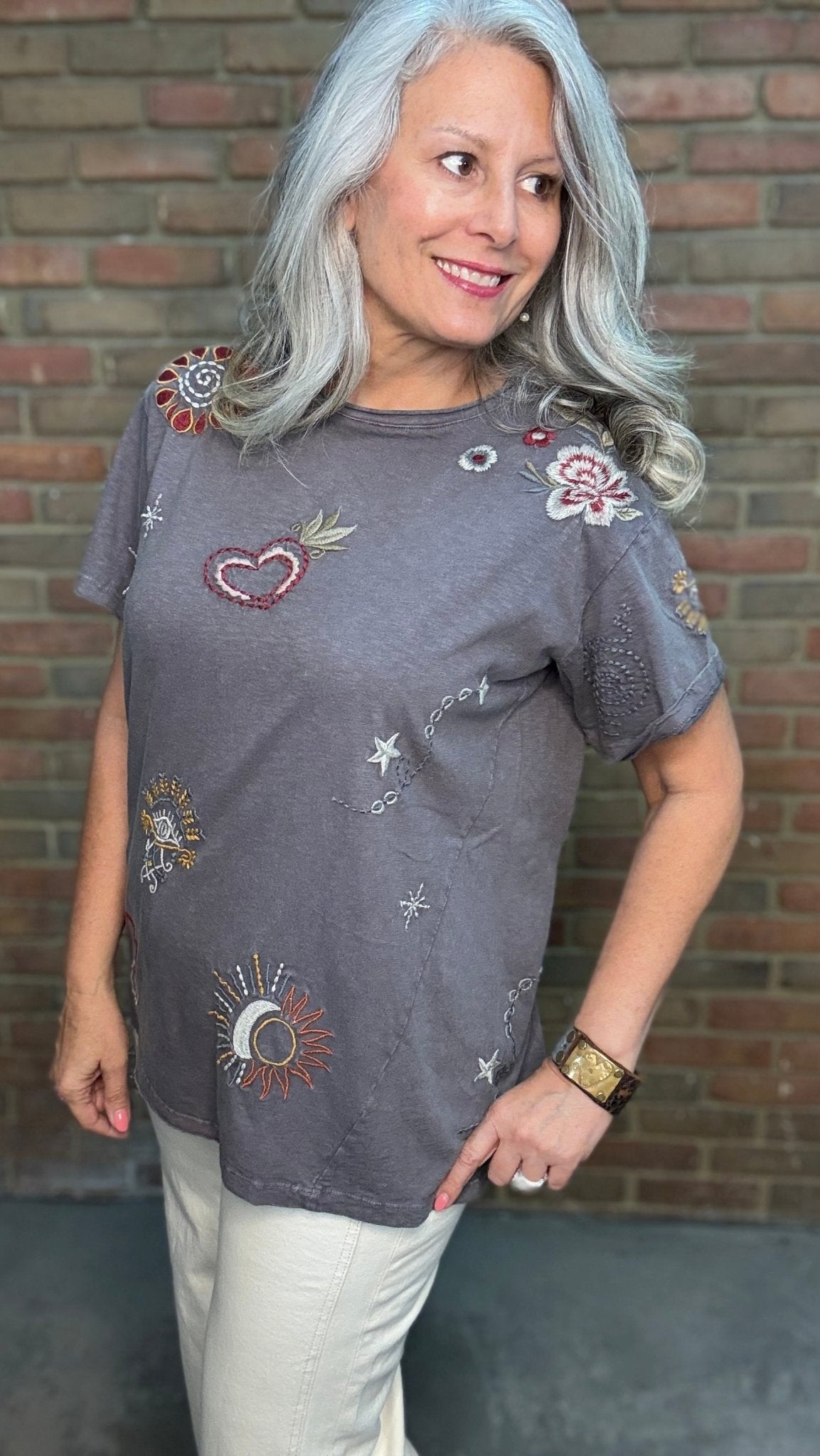 Marli - Feel Good T-Shirt - Vintage Vault Boutique