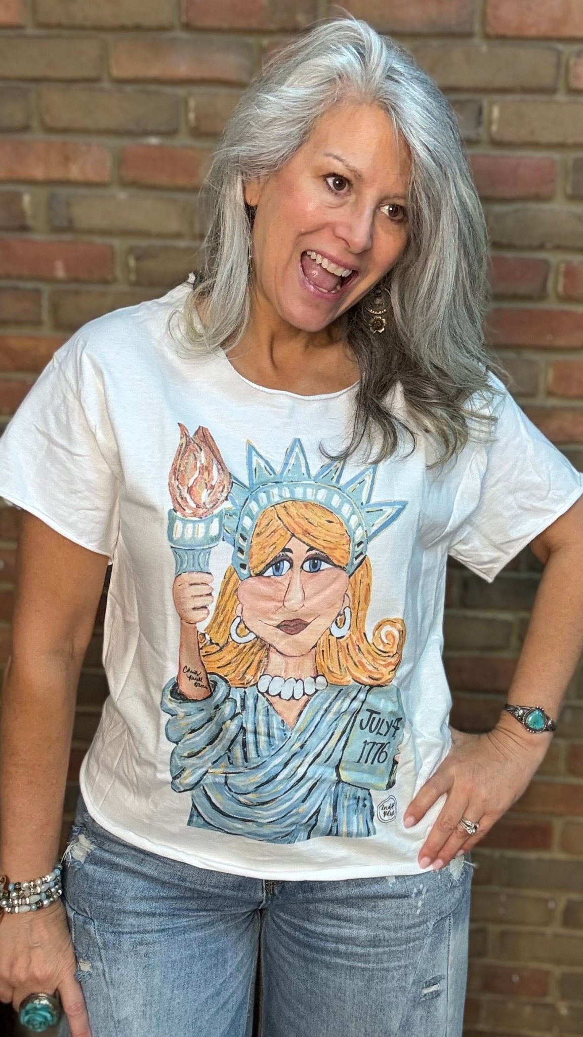 Lady Liberty T-Shirt - Vintage Vault Boutique