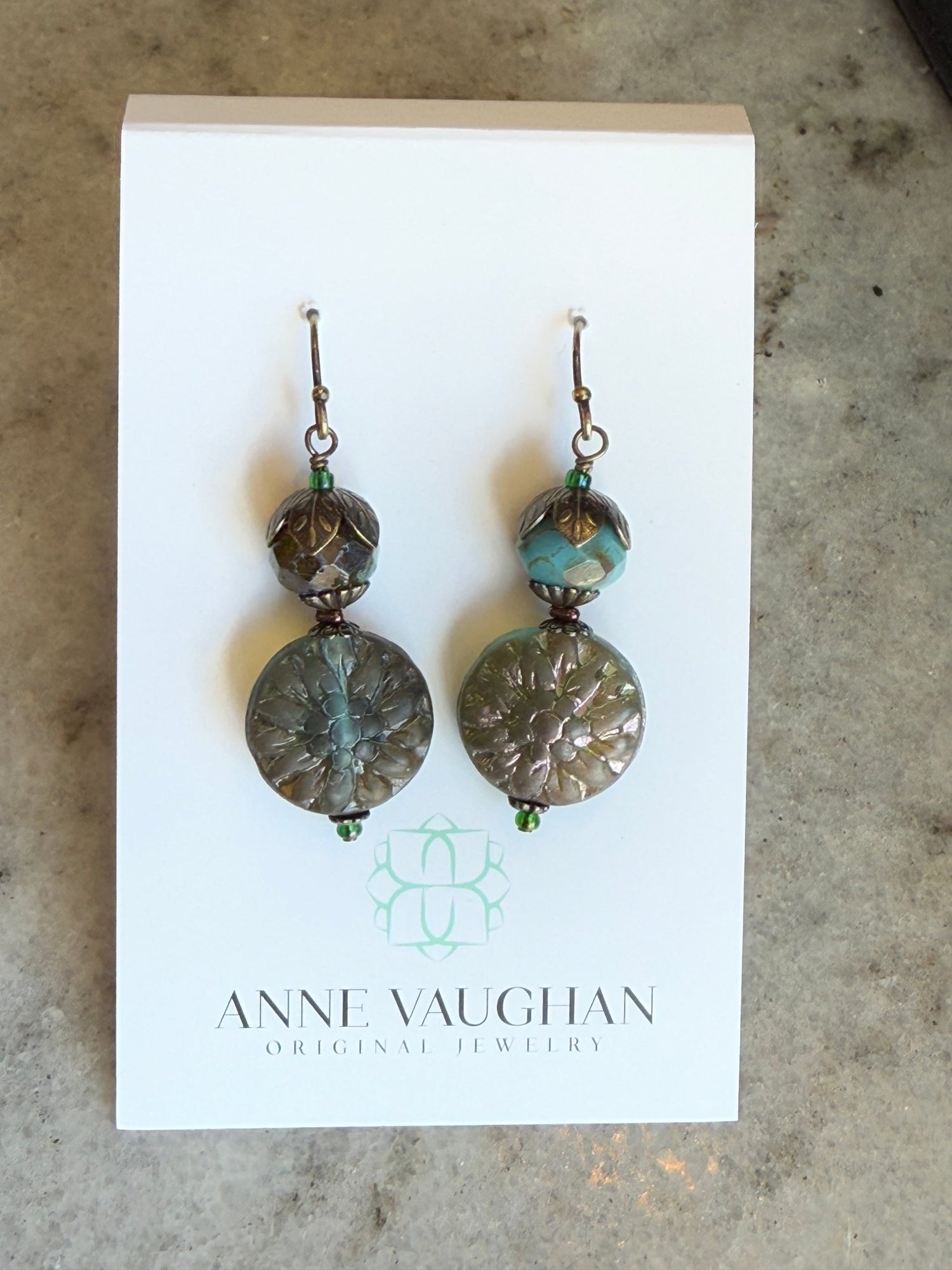 Crisp Autumn Czech Glass Simple Earrings E197 - Vintage Vault Boutique