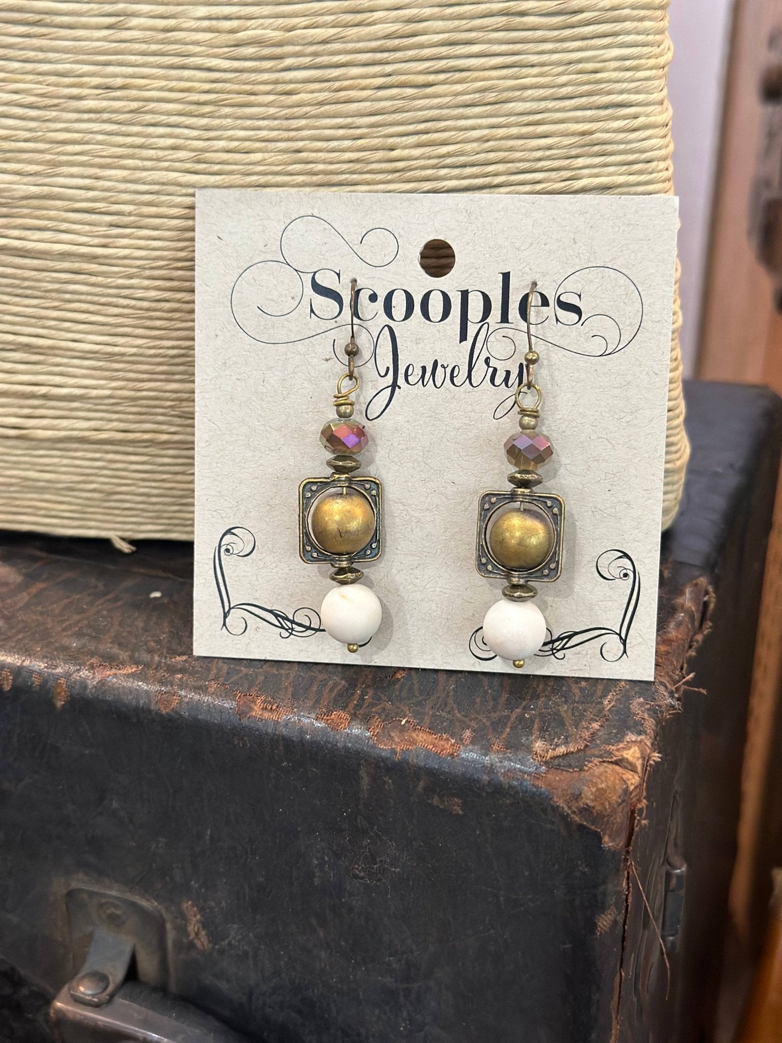 Natural Amethyst Earring - Vintage Vault Boutique