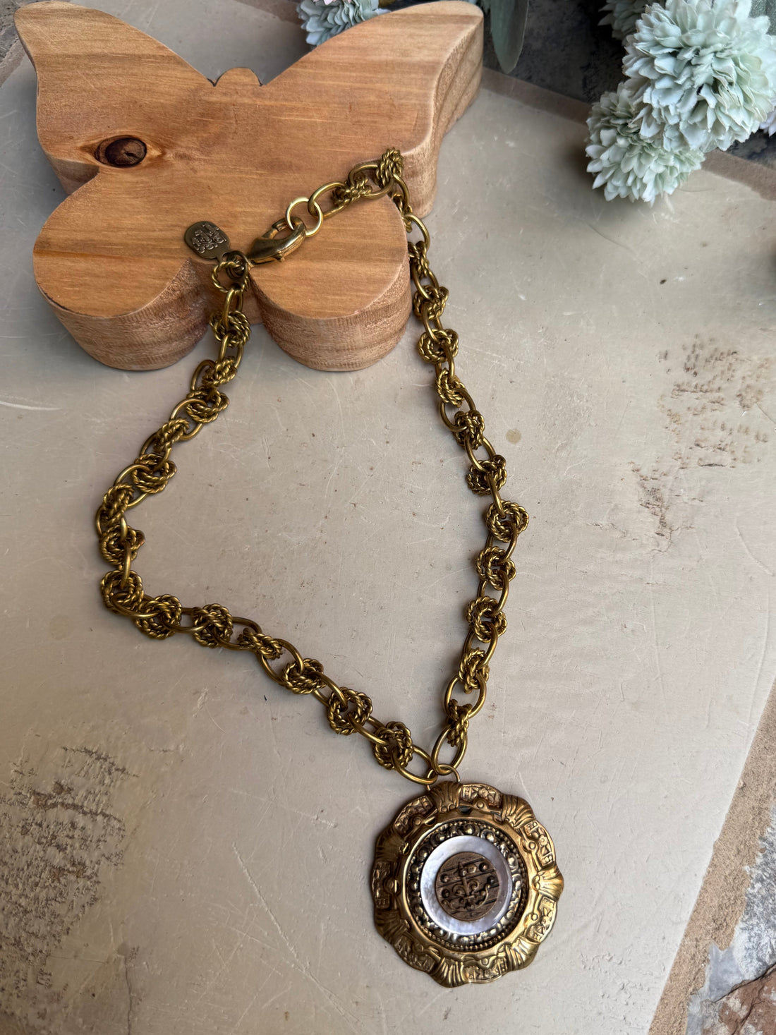 EKD Vintage Victorian Button Necklace
