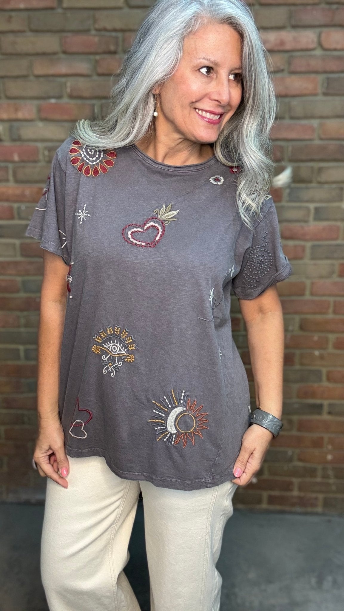 Marli - Feel Good T-Shirt - Vintage Vault Boutique