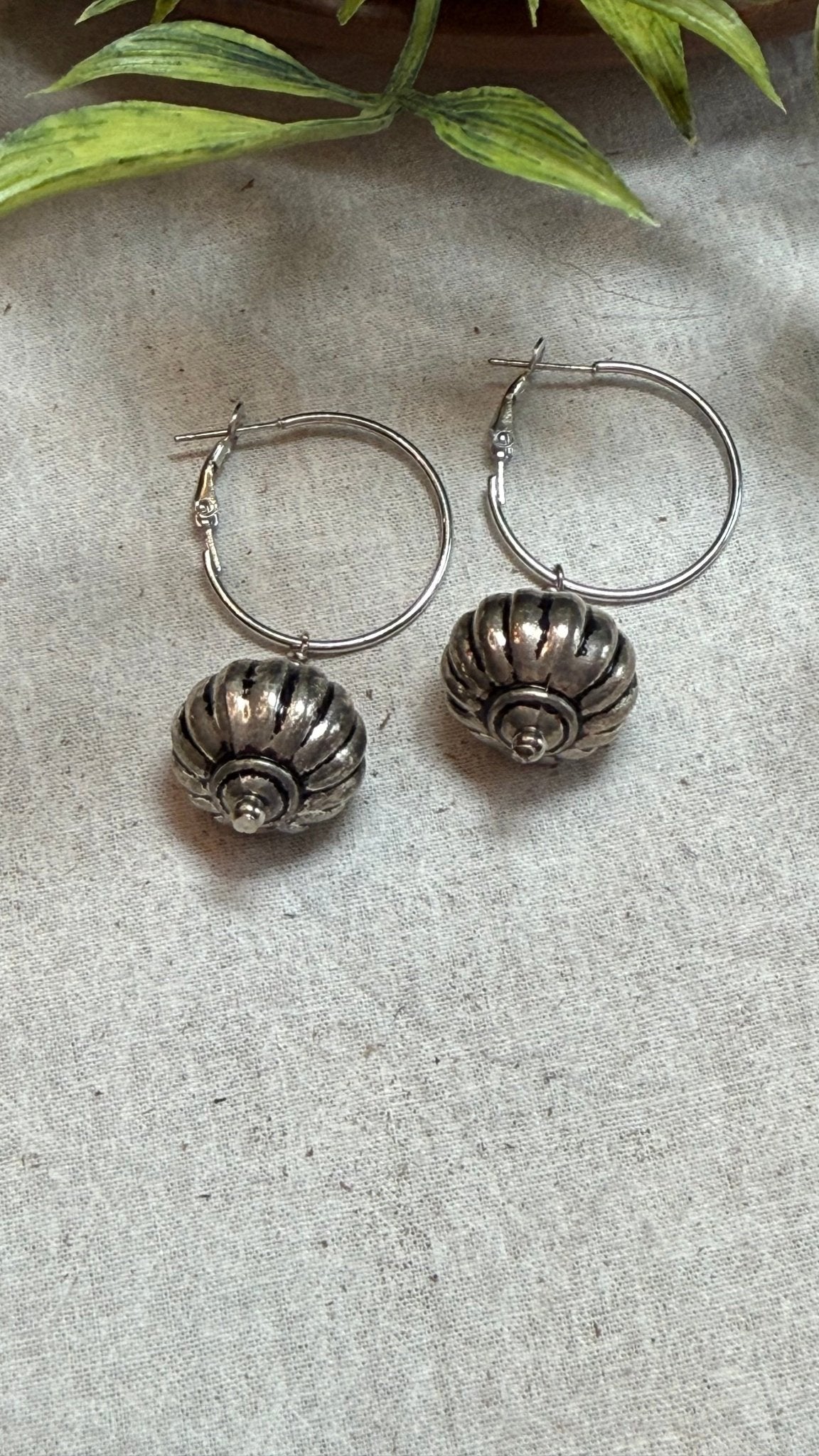 Simple Embossed Dangle Earrings - Vintage Vault Boutique