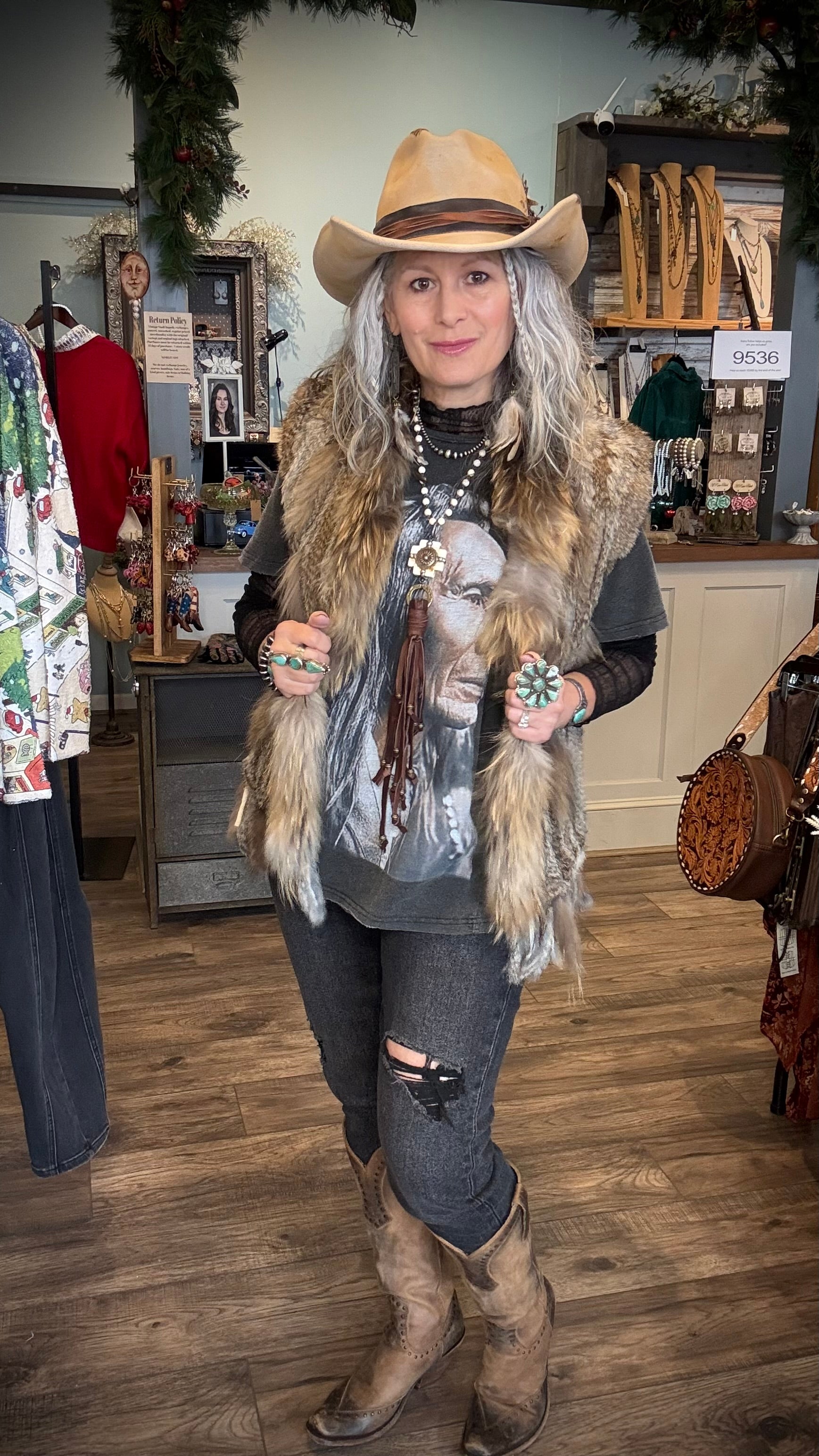 Moon Dance Tee-Prairie Views