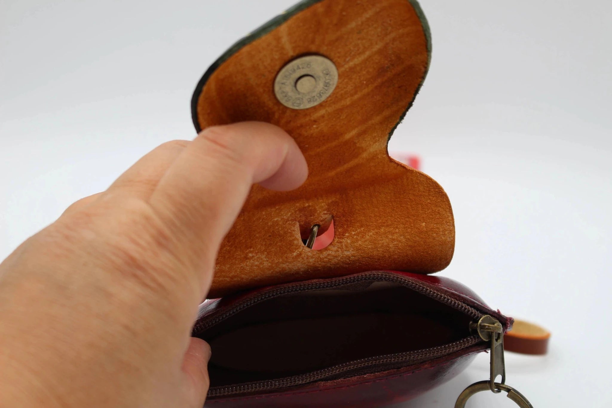Leather Ladybug on Leaf Coin Purse - Vintage Vault Boutique
