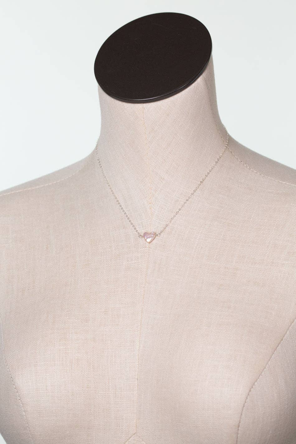 Bold Heart 15-17" Freshwater Pearl Simple Necklace