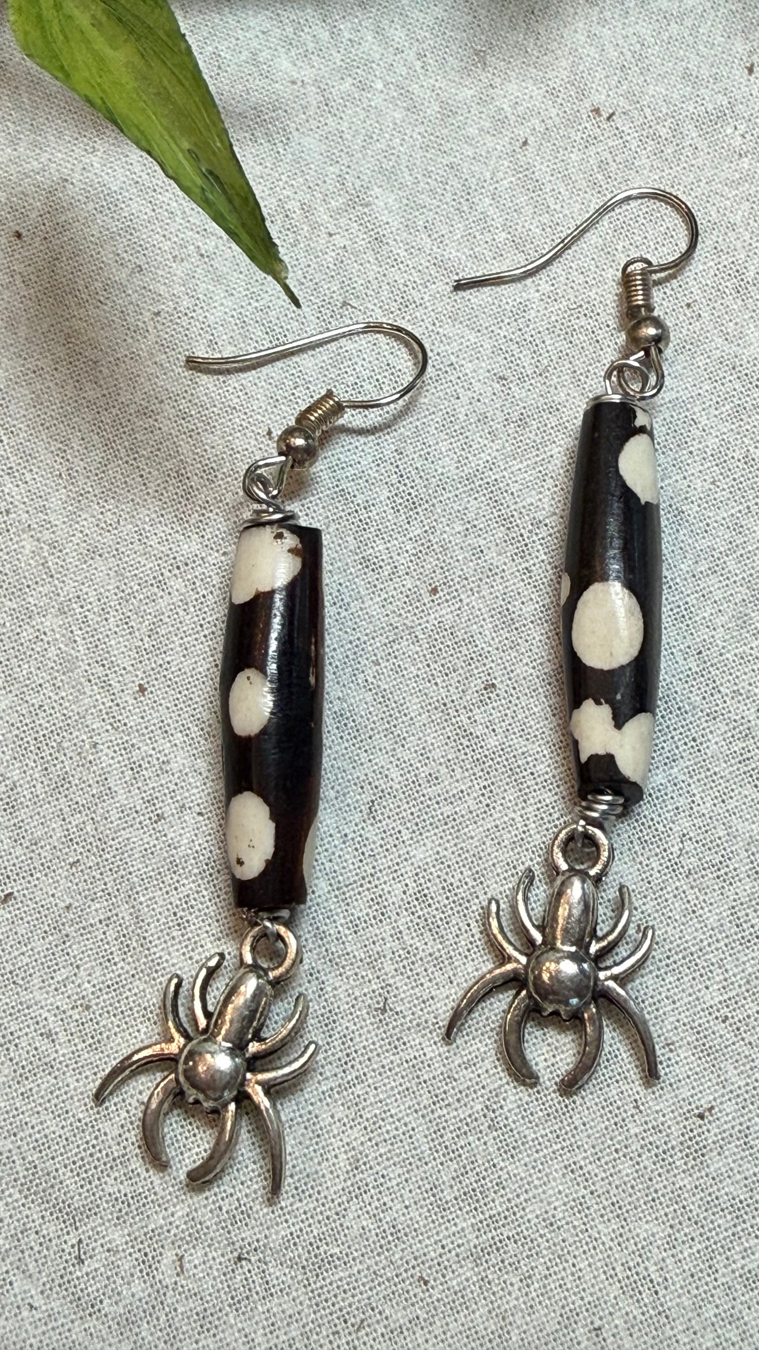 Spider on Dot Drop Earring