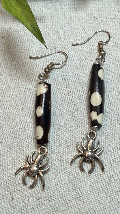 Spider on Dot Drop Earring