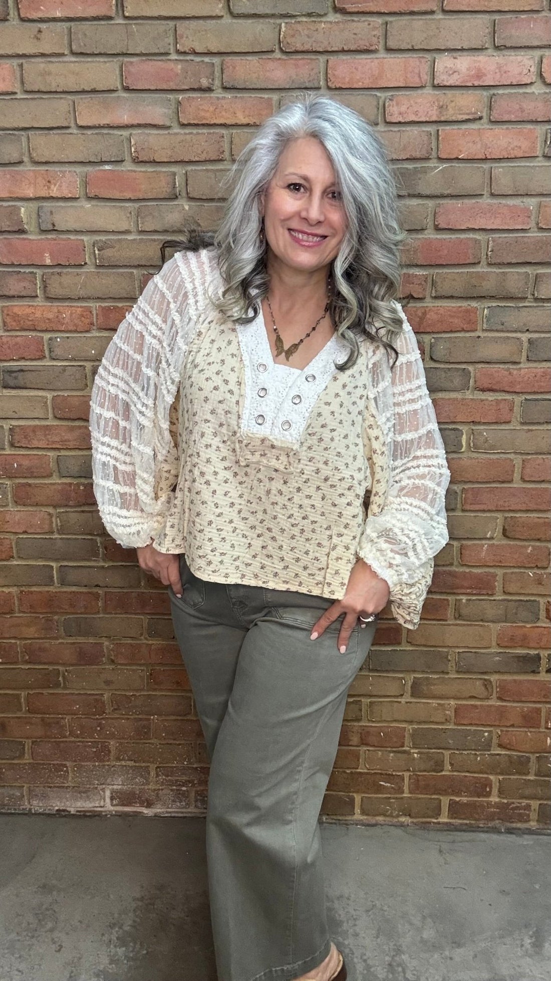 Balloon Sleeve Printed Top - Vintage Vault Boutique