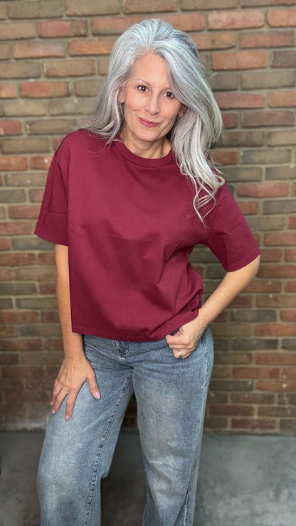MADDOX -Crop Short Sleeve Tee