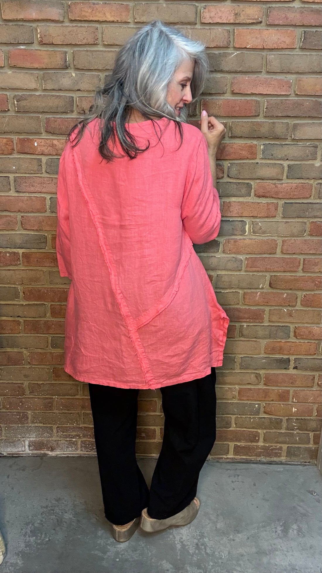 V-Neck Raw Edge Pullover Grapefruit